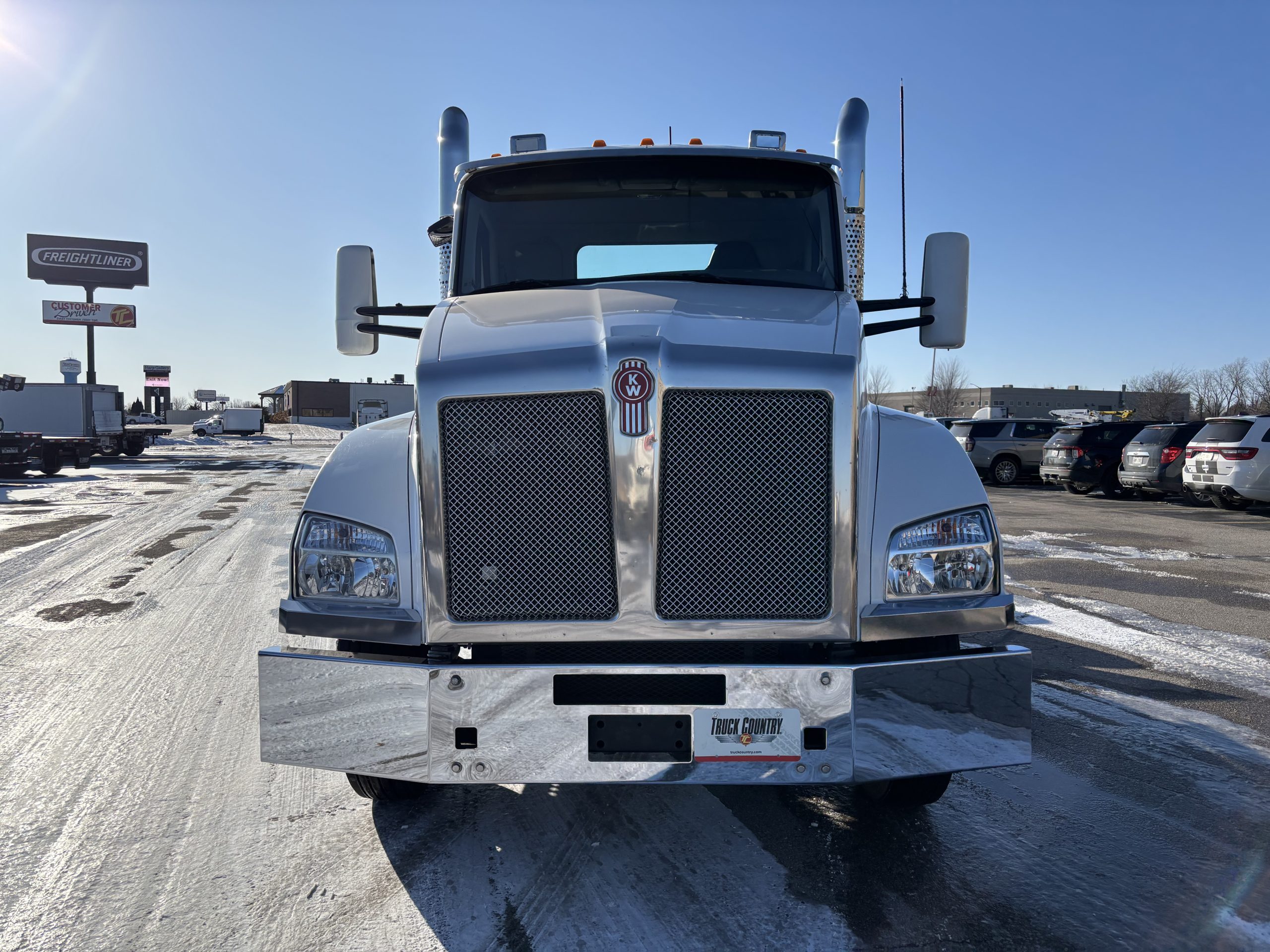 2019 Kenworth T880 - image 2 of 6