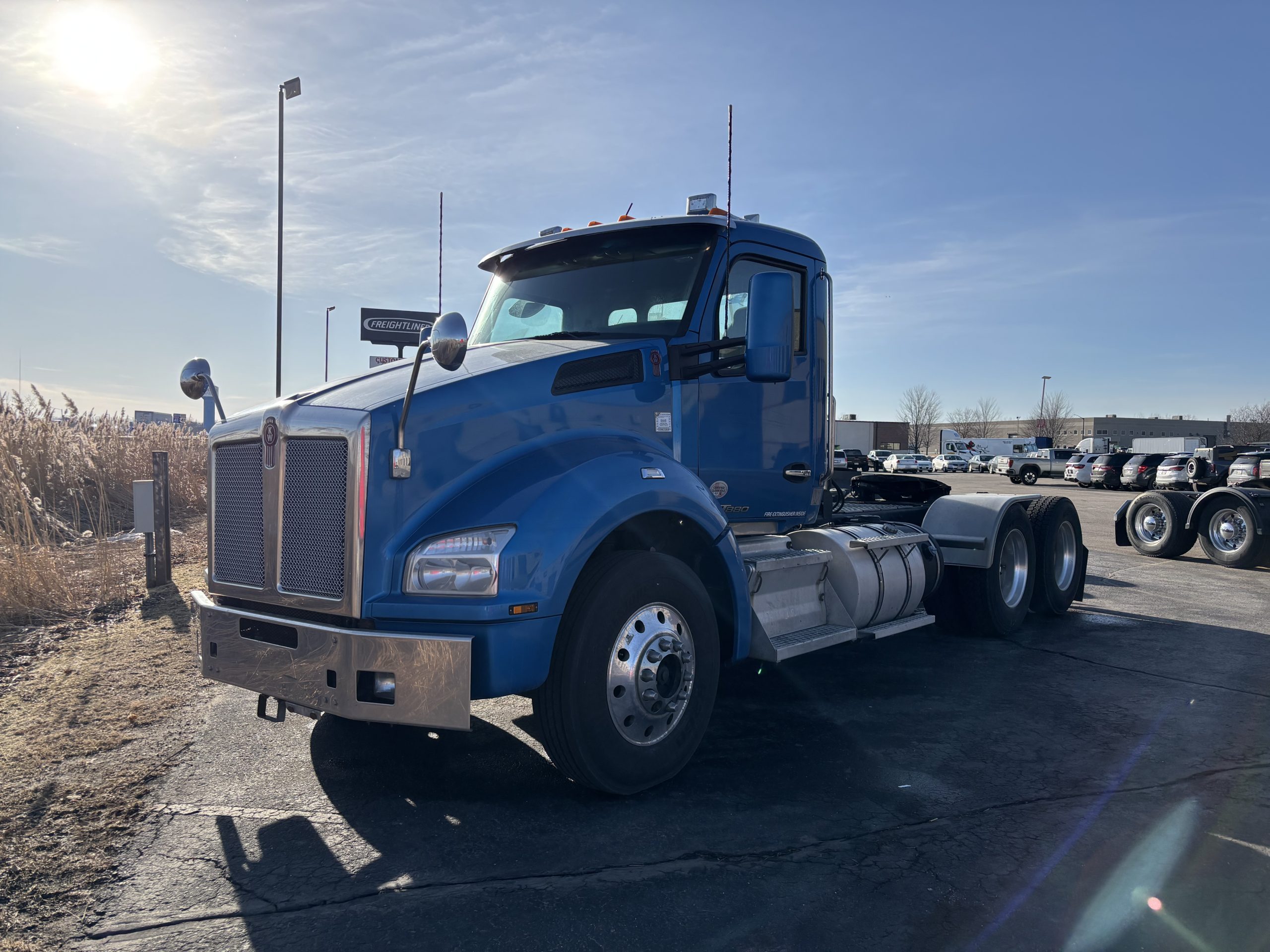2021 Kenworth T880 - image 1 of 1