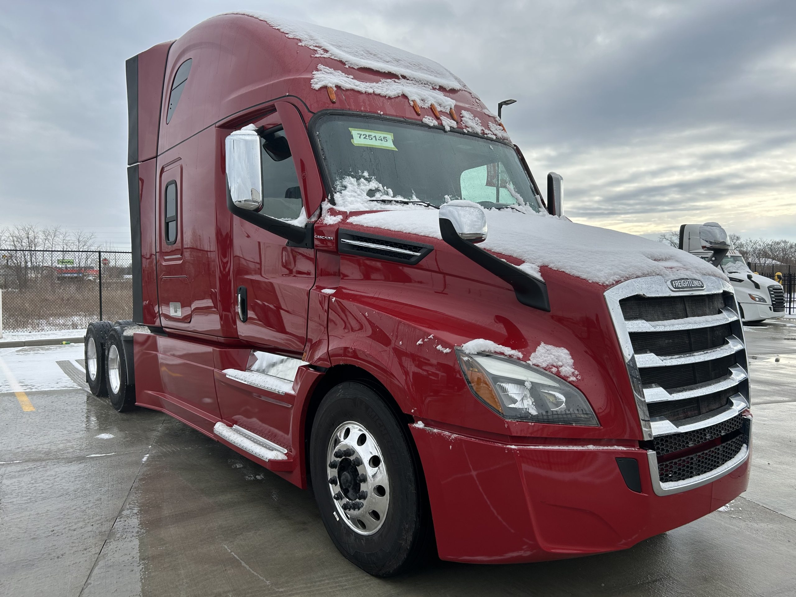 2023 Freightliner - image 3