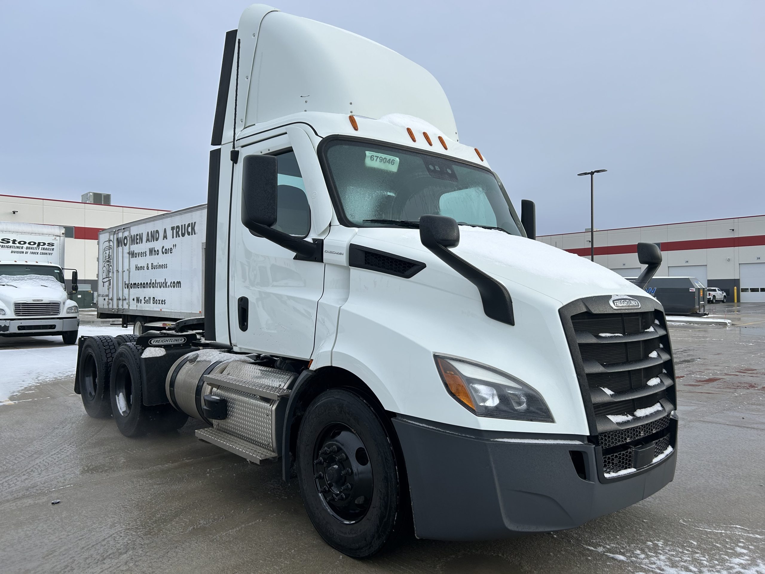 2021 Freightliner - image 3