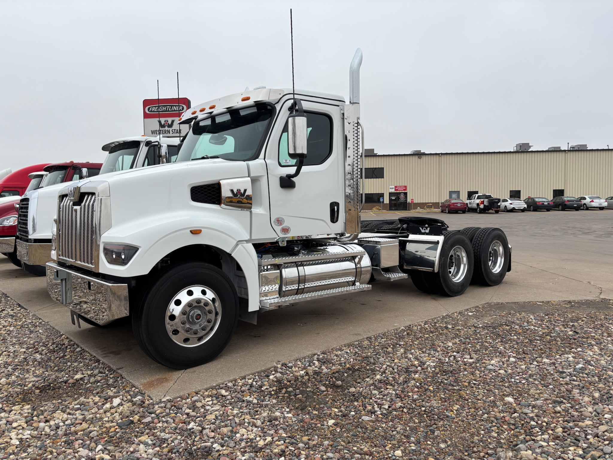 2027 Western Star 49X - image 1 of 1