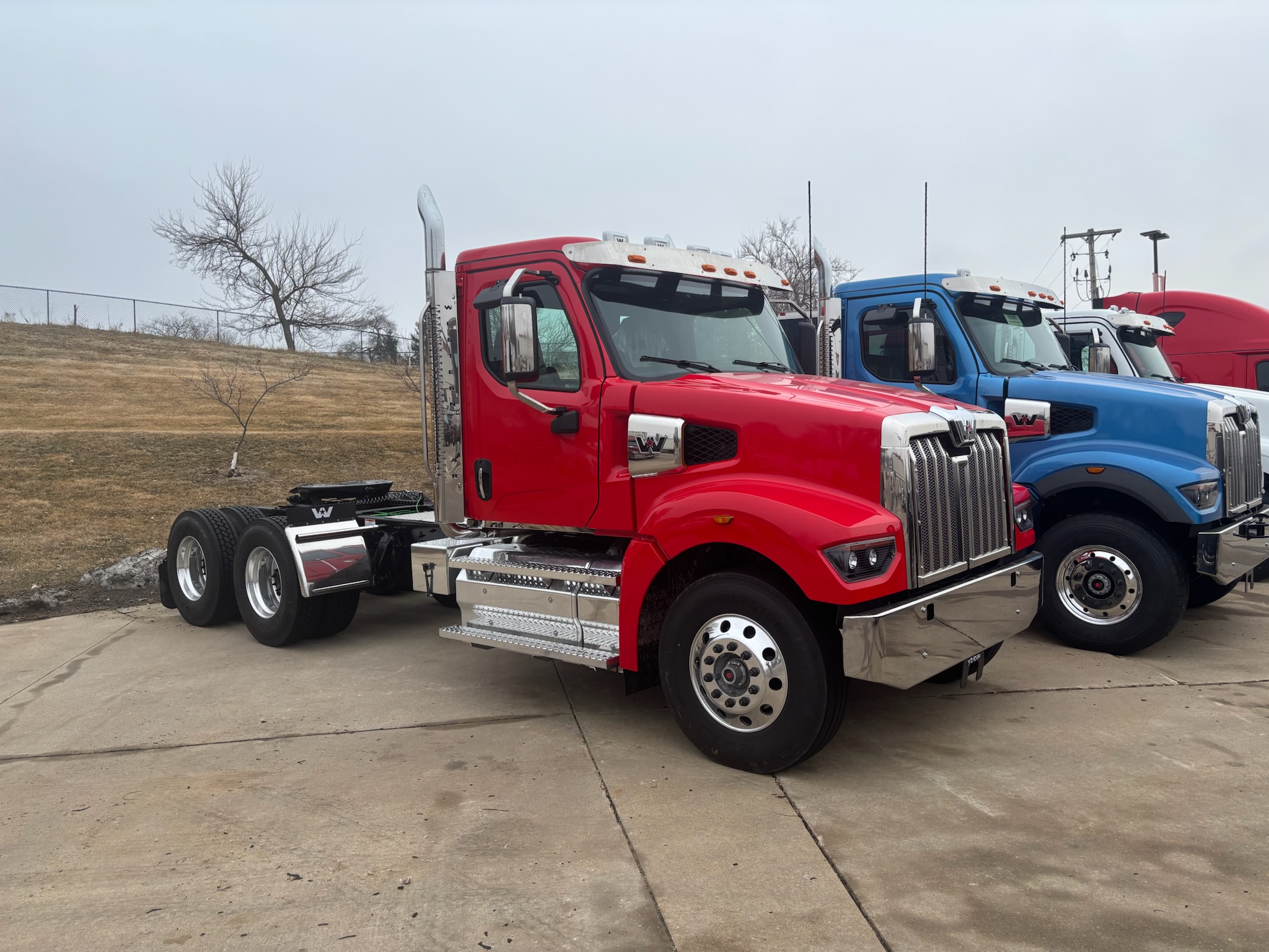 2027 Western Star 49X - image 1 of 1