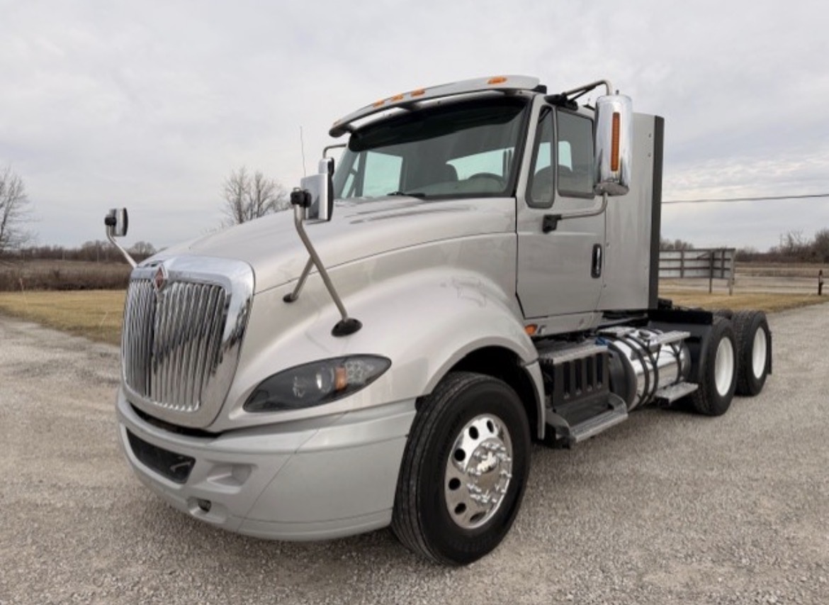 2016 International PRO - image 1 of 2