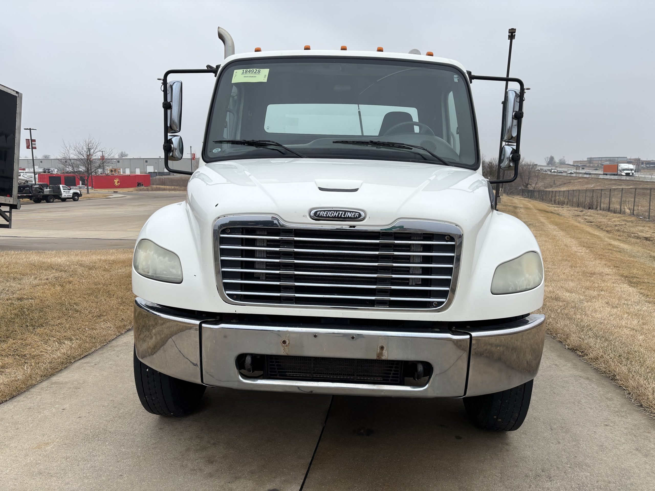 2005 Freightliner M2 106 - image 2 of 6