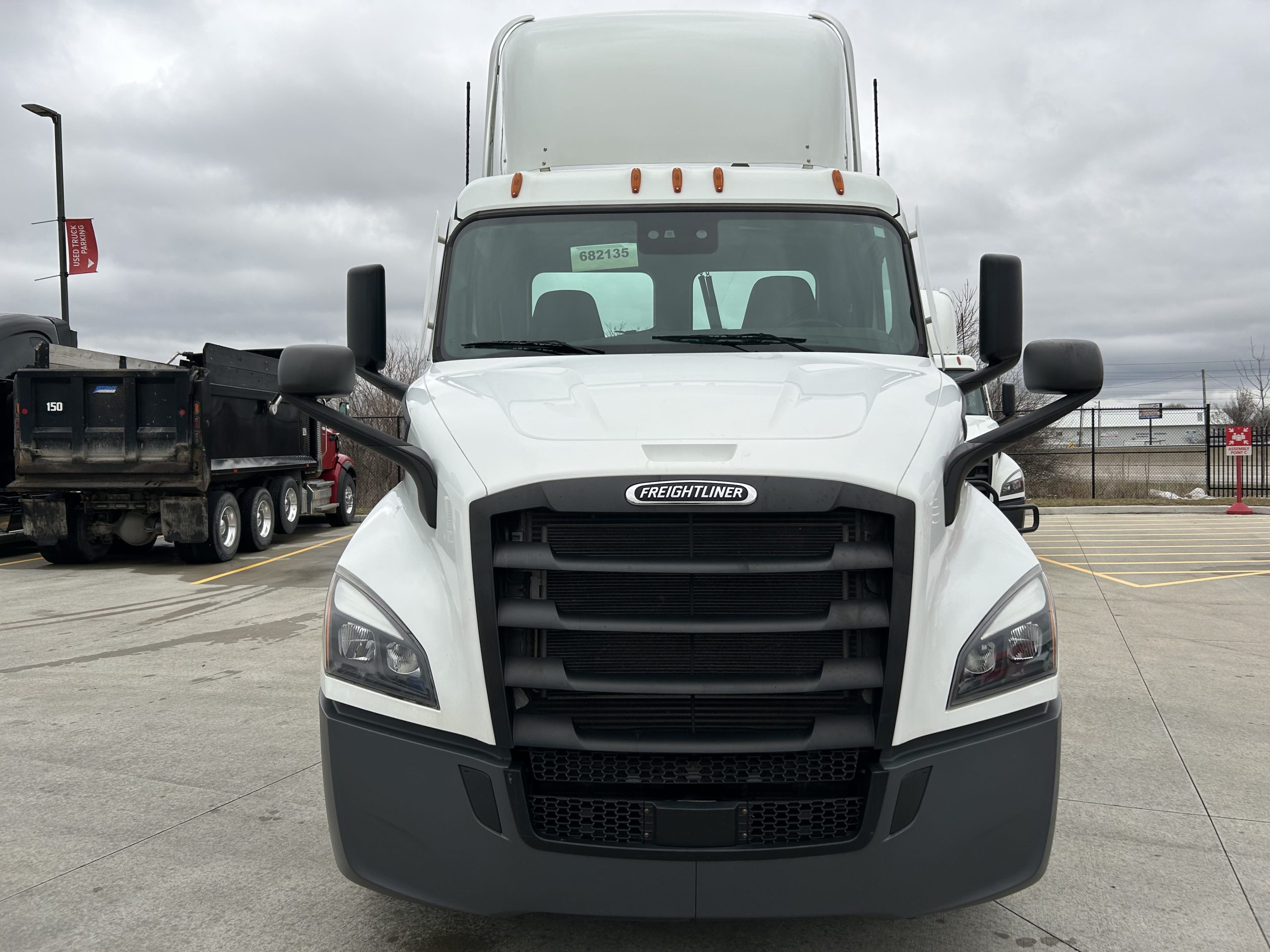 2021 Freightliner - image 2