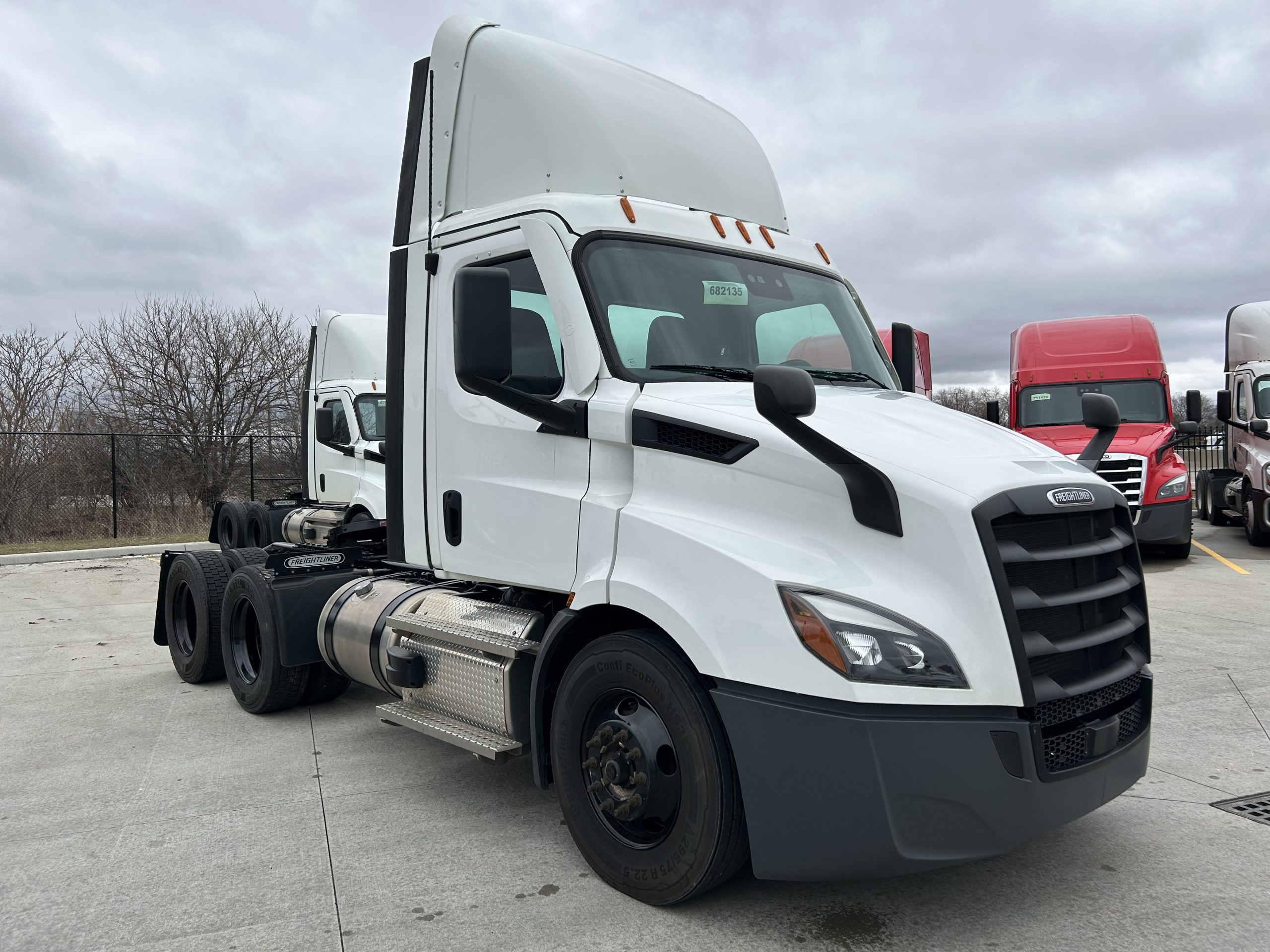 2021 Freightliner - image 3