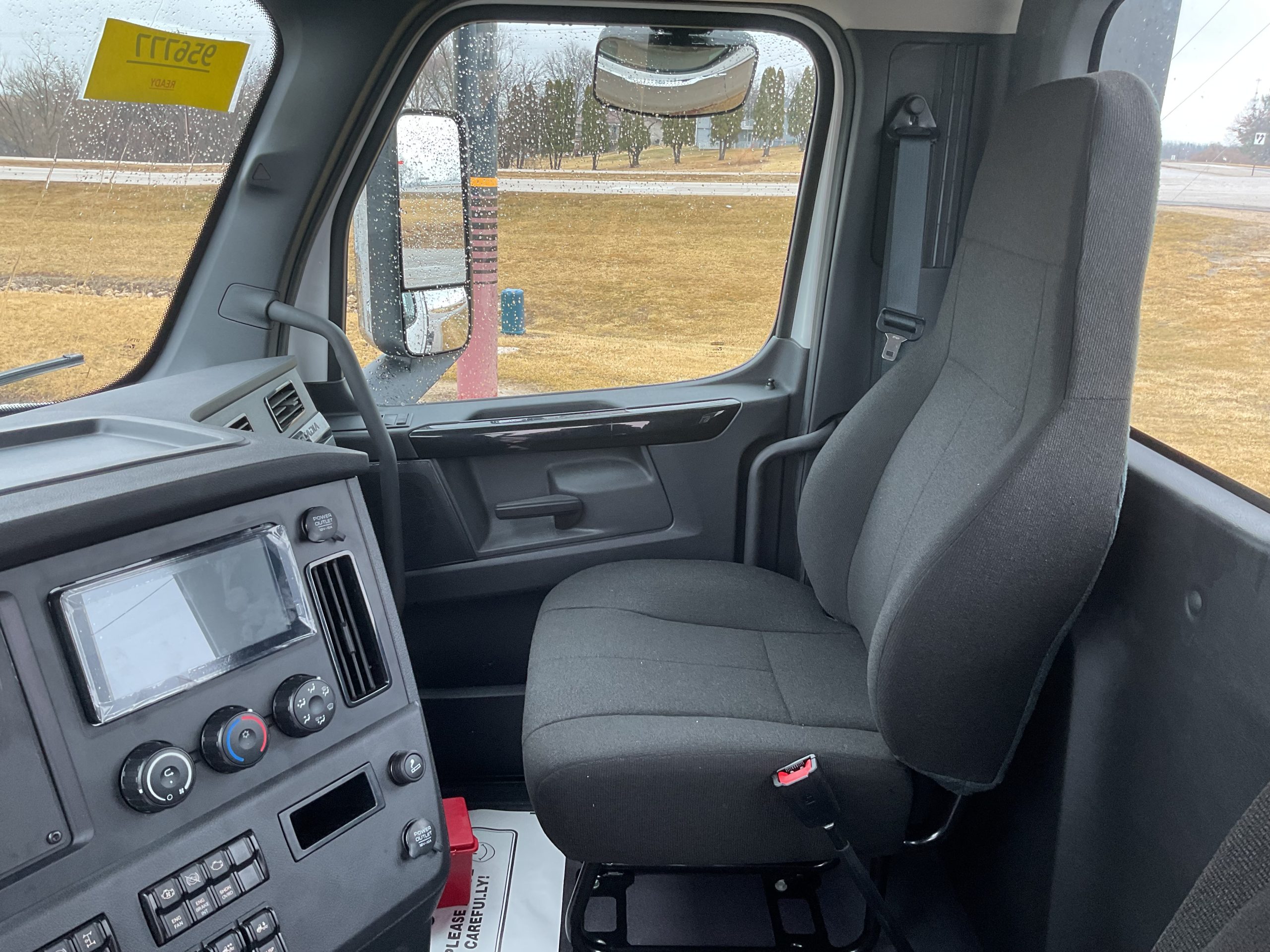 2026 Freightliner PJ126DC - image 5 of 6