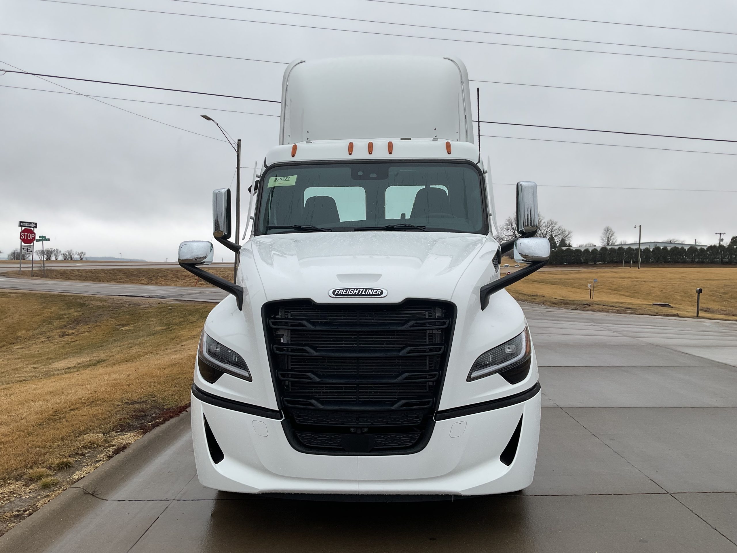 2026 Freightliner PJ126DC - image 2 of 6