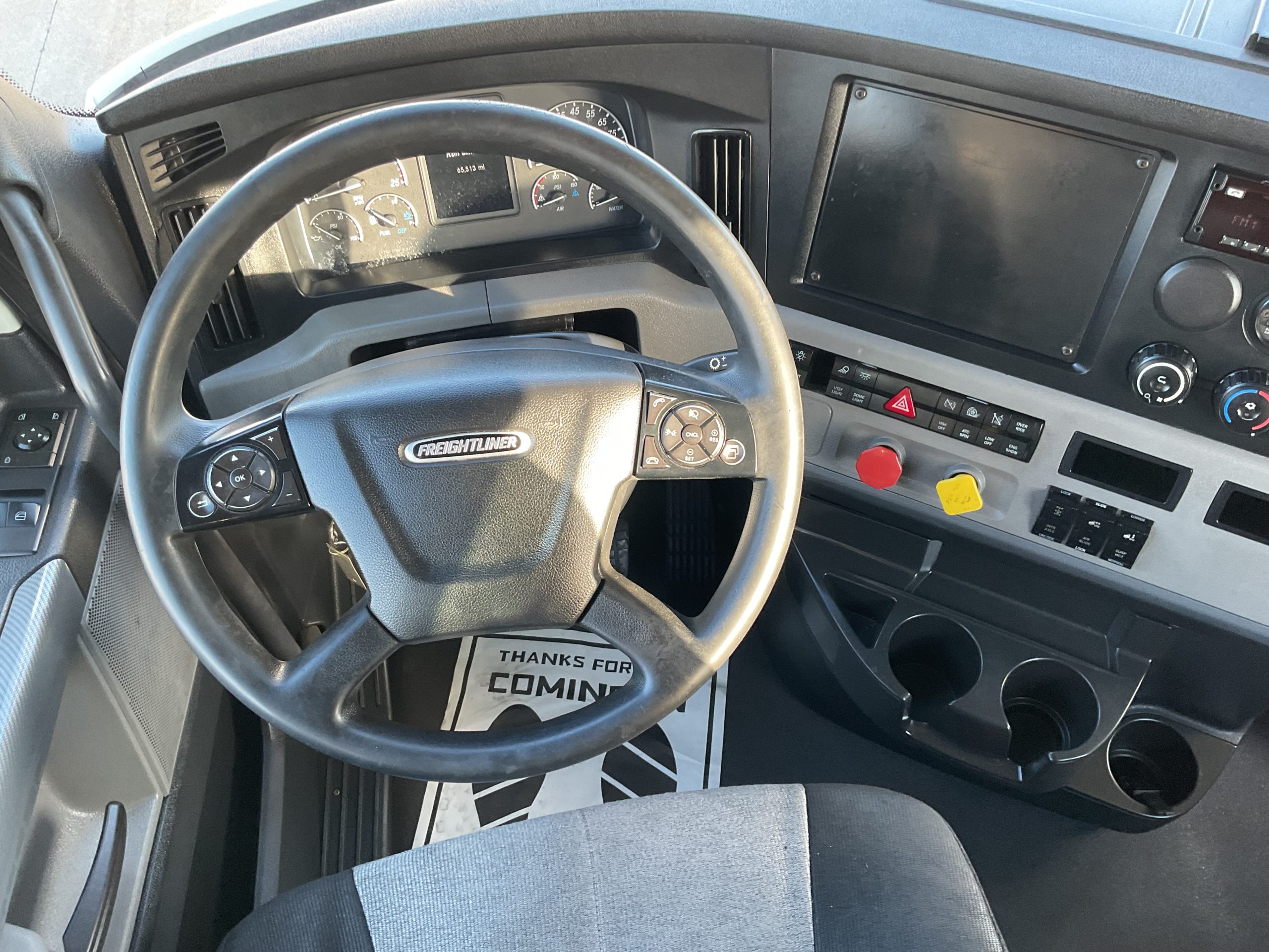 2021 Freightliner PE116 2021 Freightliner PE116 - image 5 of 6