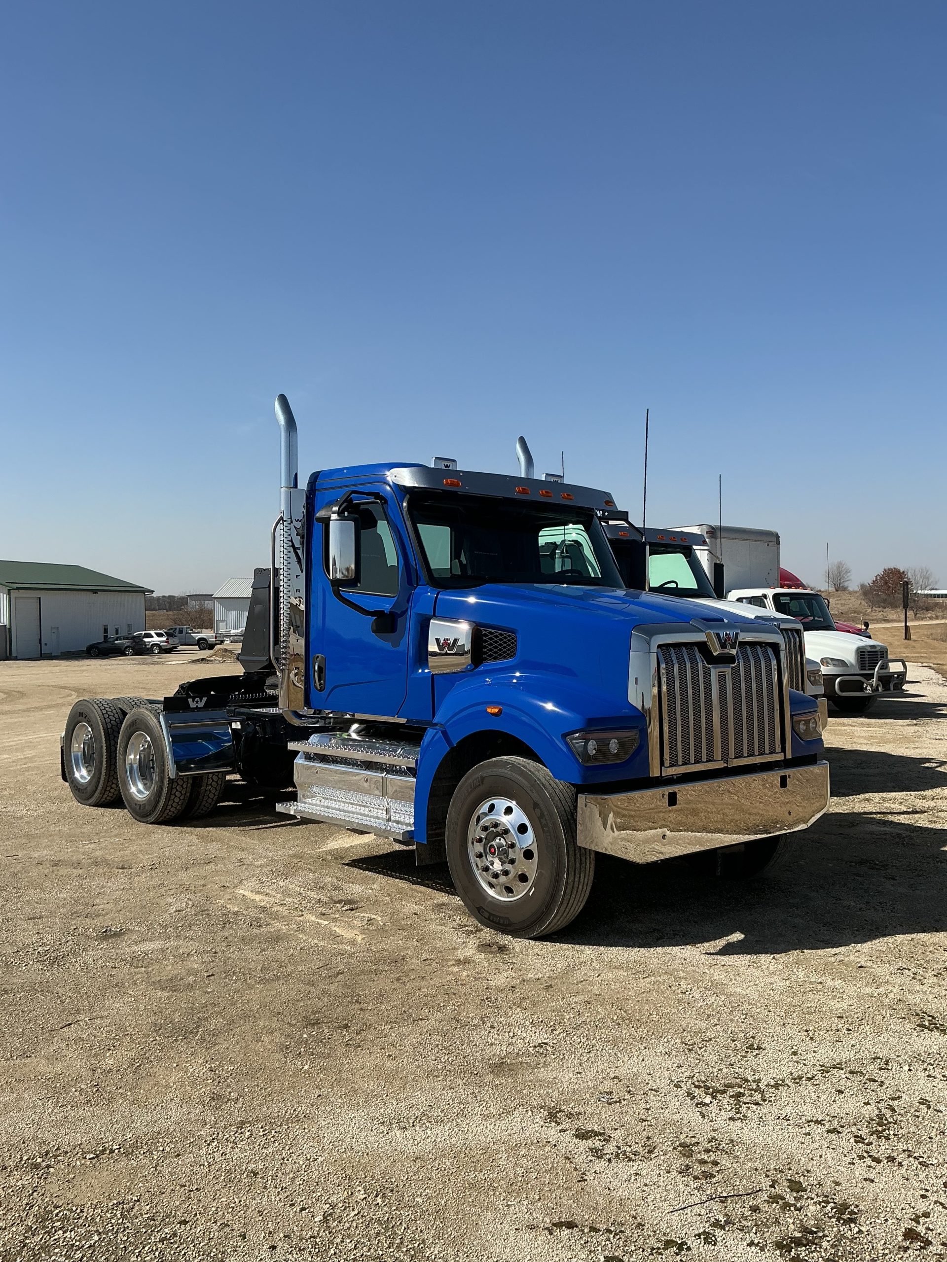 2027 Western Star 49X - image 3 of 6