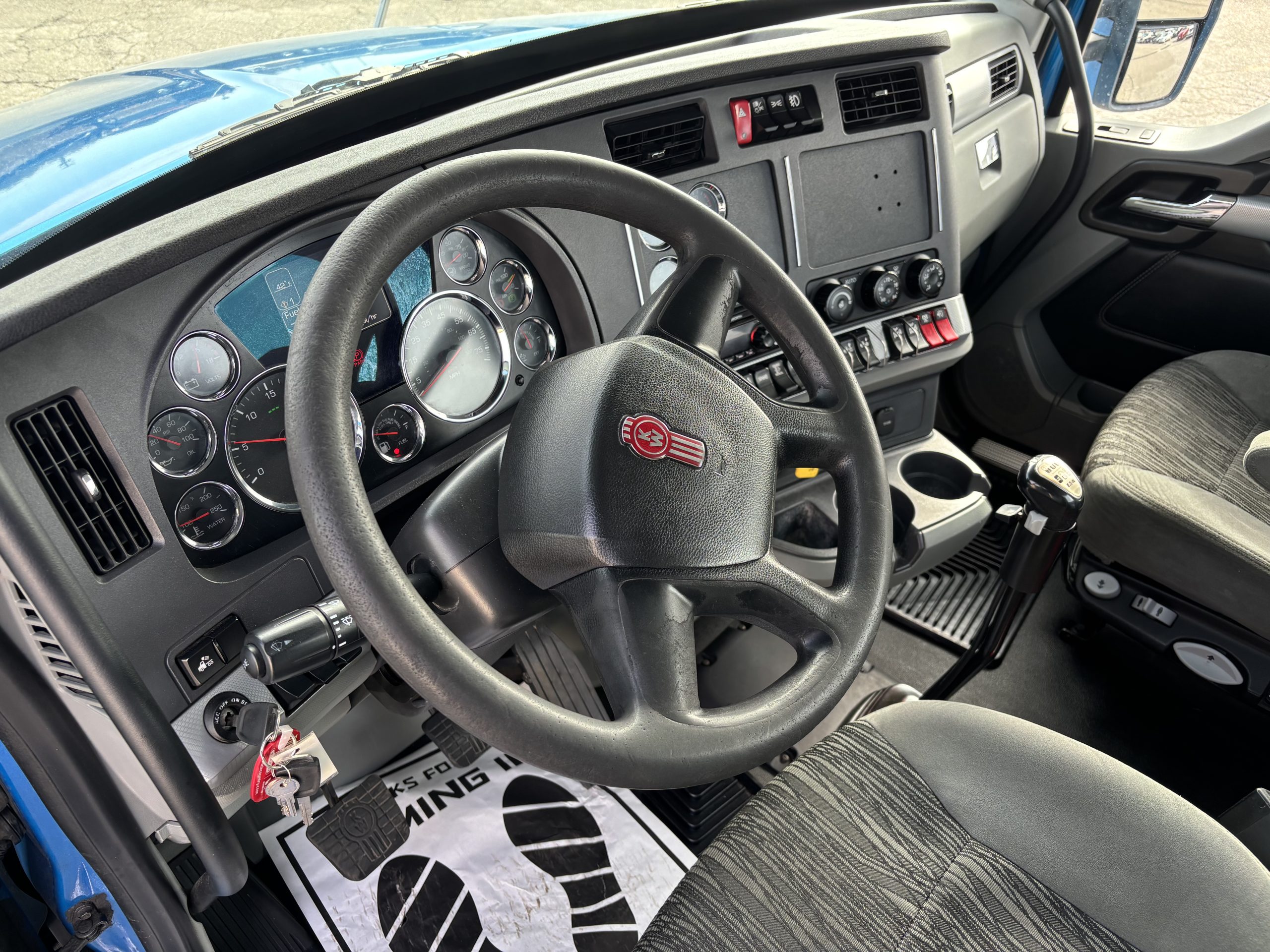 2021 Kenworth T880 - image 5 of 6