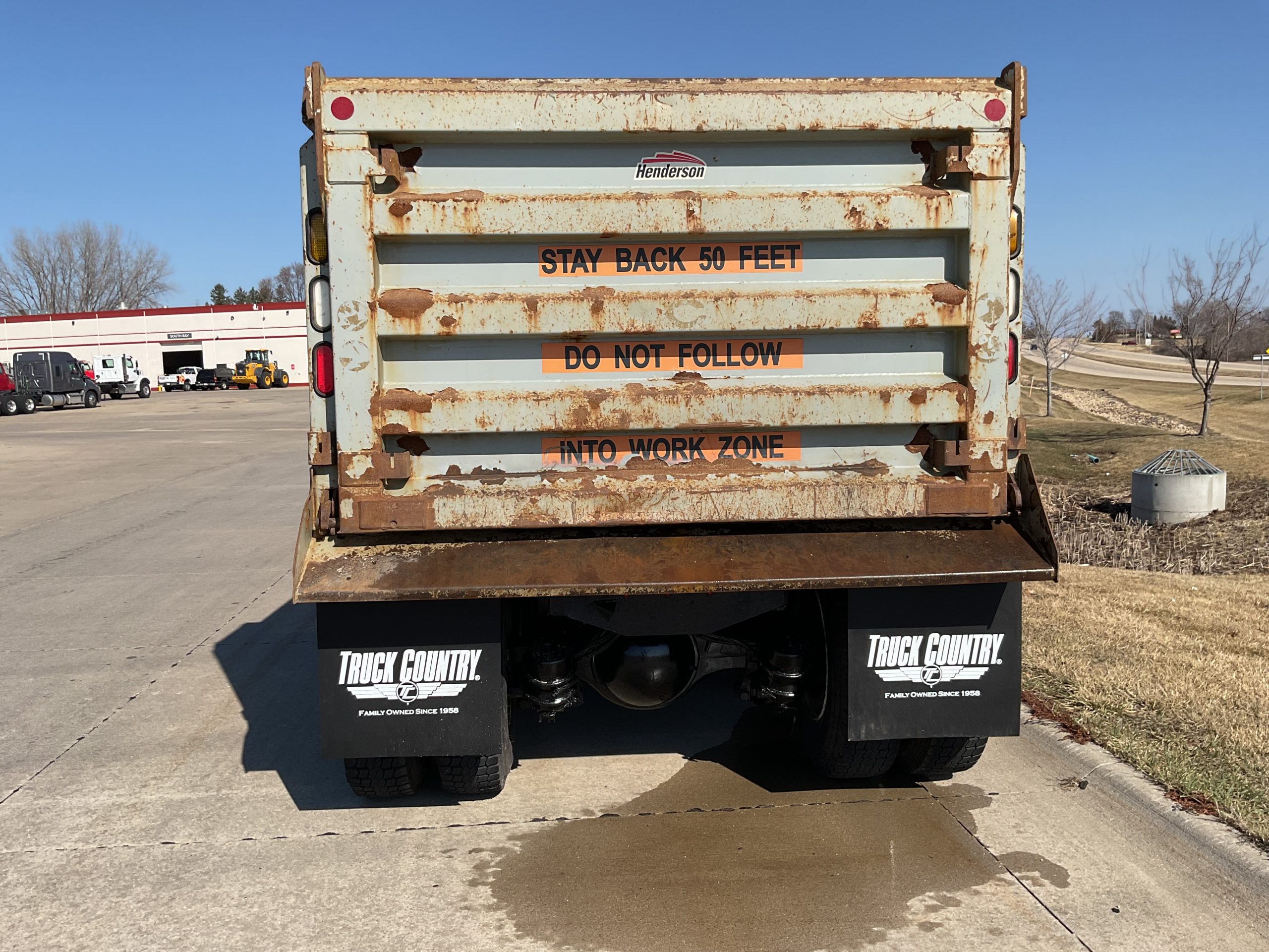 2017 Western Star 4700SB - image 4 of 6