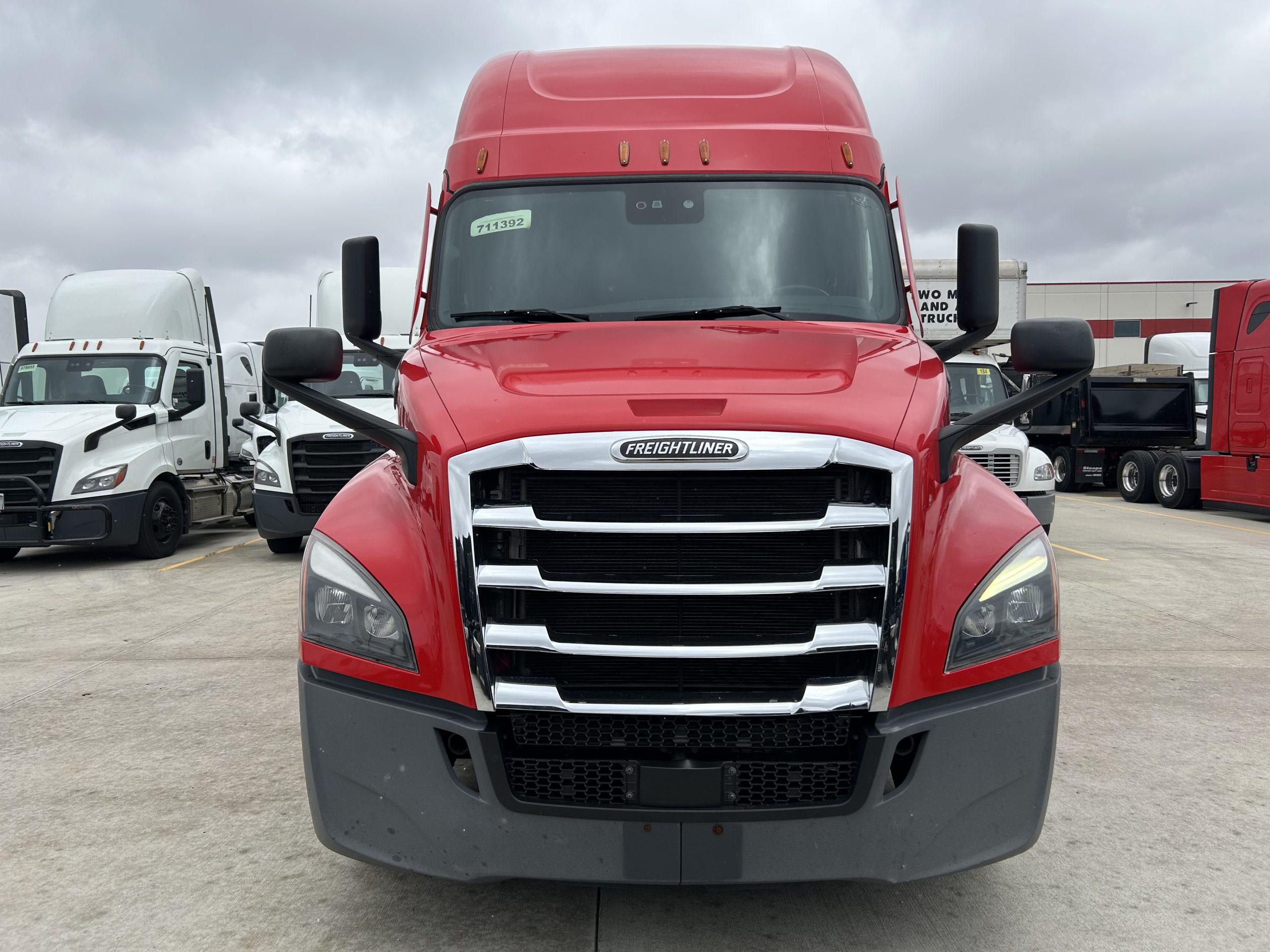 2022 Freightliner - image 2