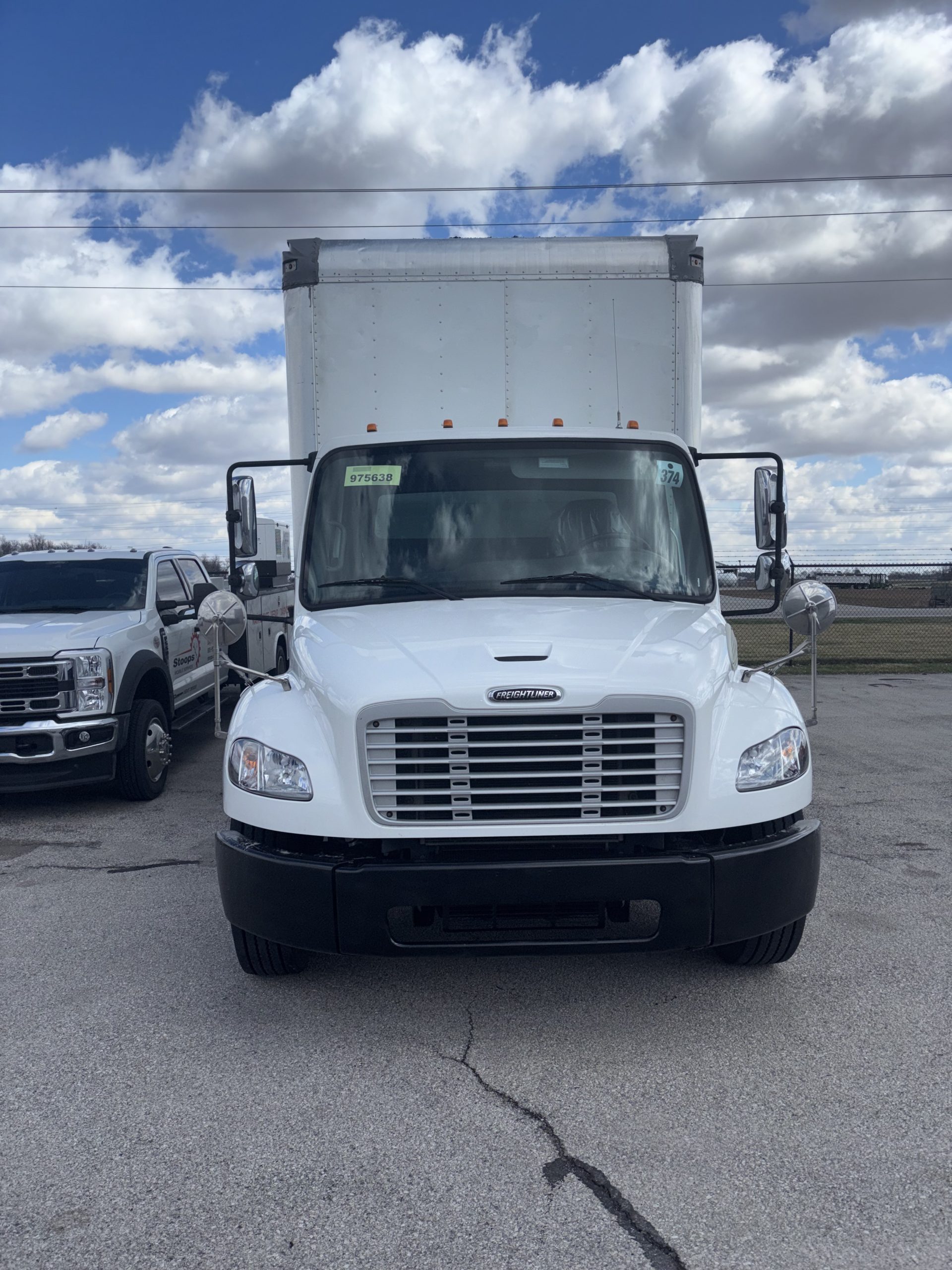 2020 Freightliner M2 106 — photo 2