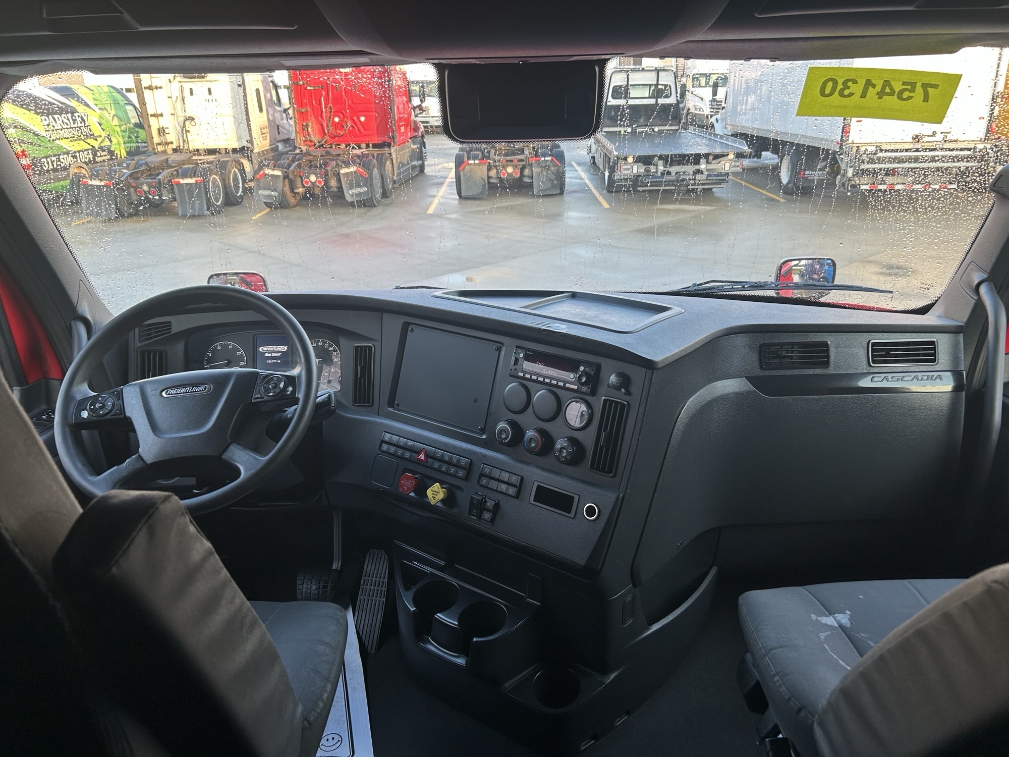 2023 Freightliner PT126SLP - image 5 of 6