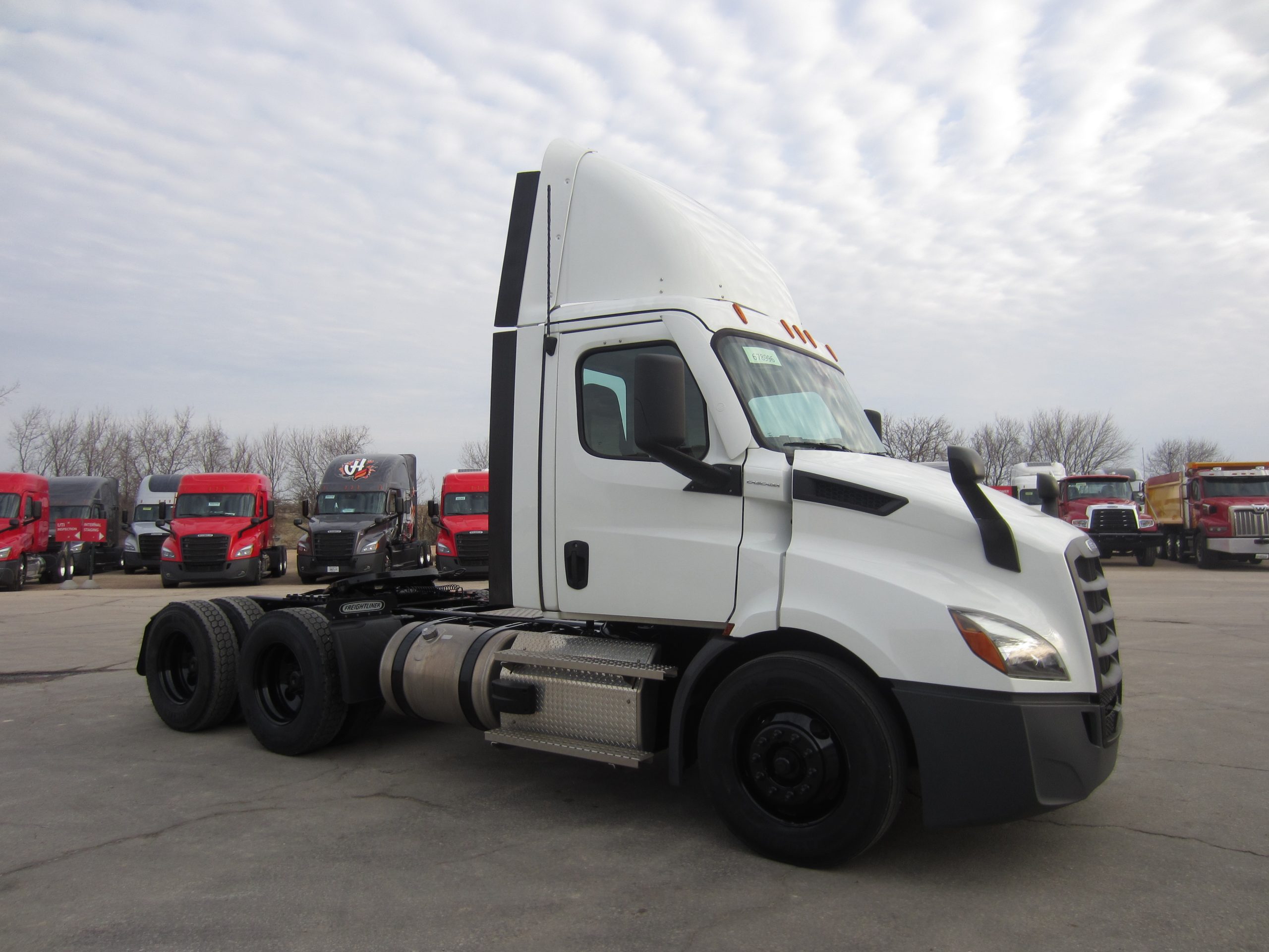2021 Freightliner — photo 3