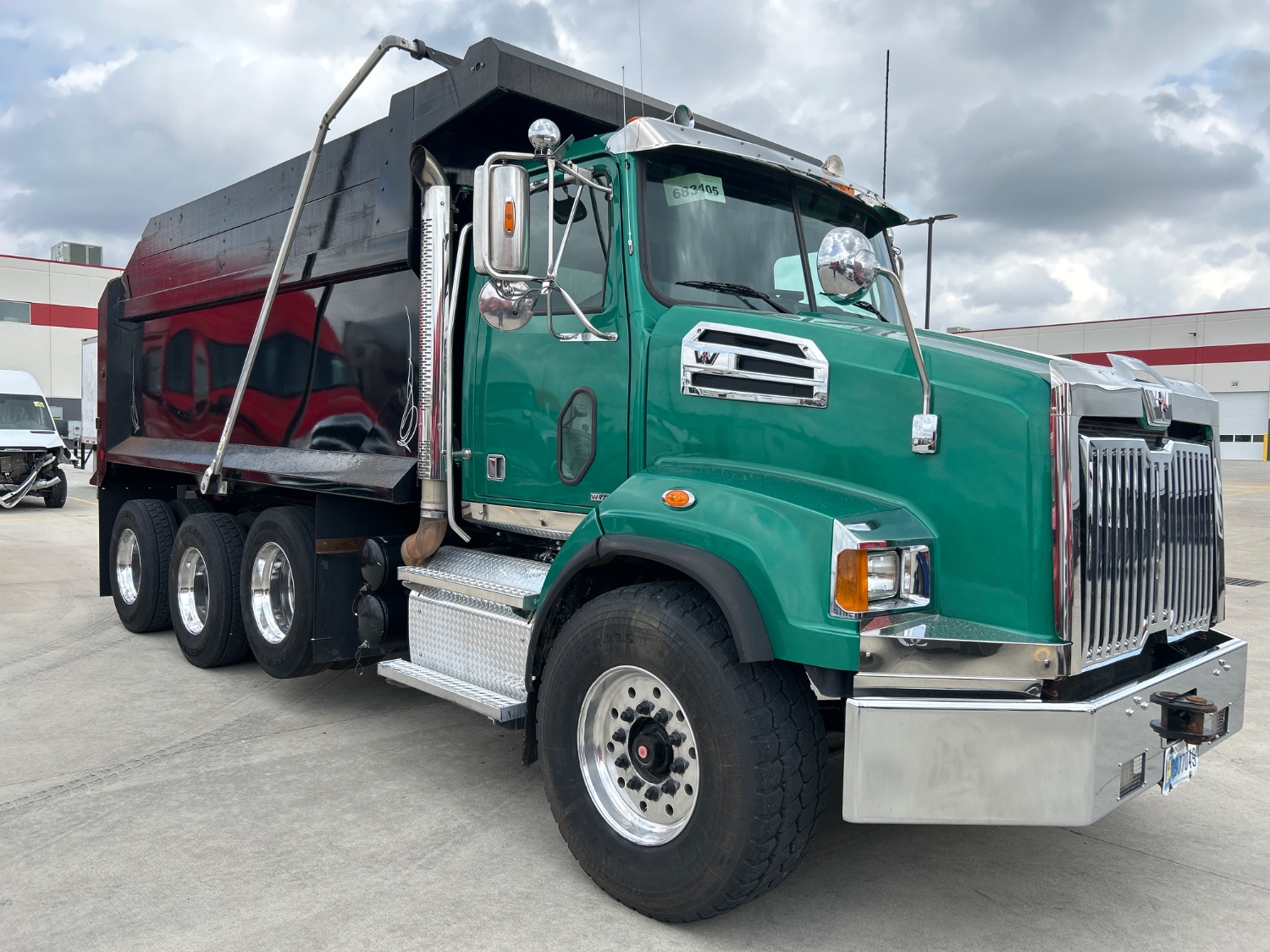 2021 Western Star 4700 - image 3