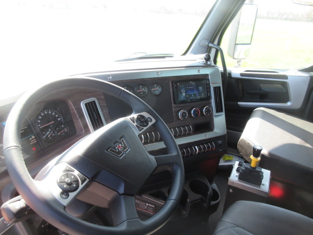 2027 Western Star 47X - image 6 of 6