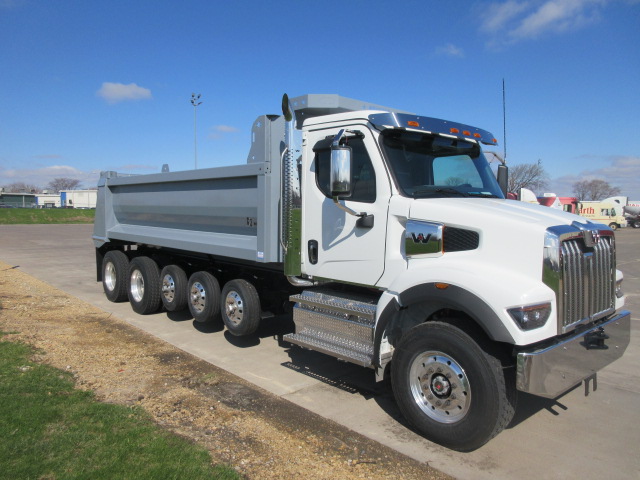 2027 Western Star 47X - image 3 of 6