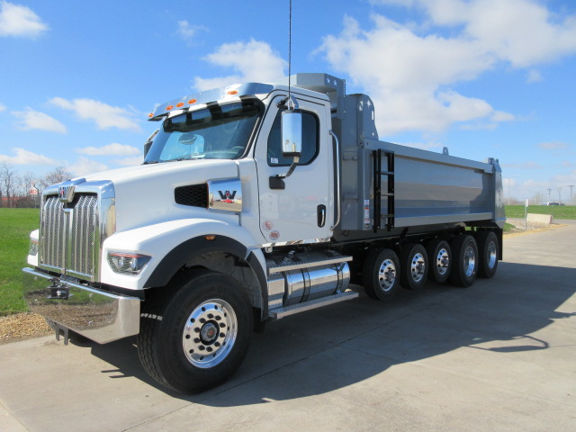 2027 Western Star 47X - image 1 of 6