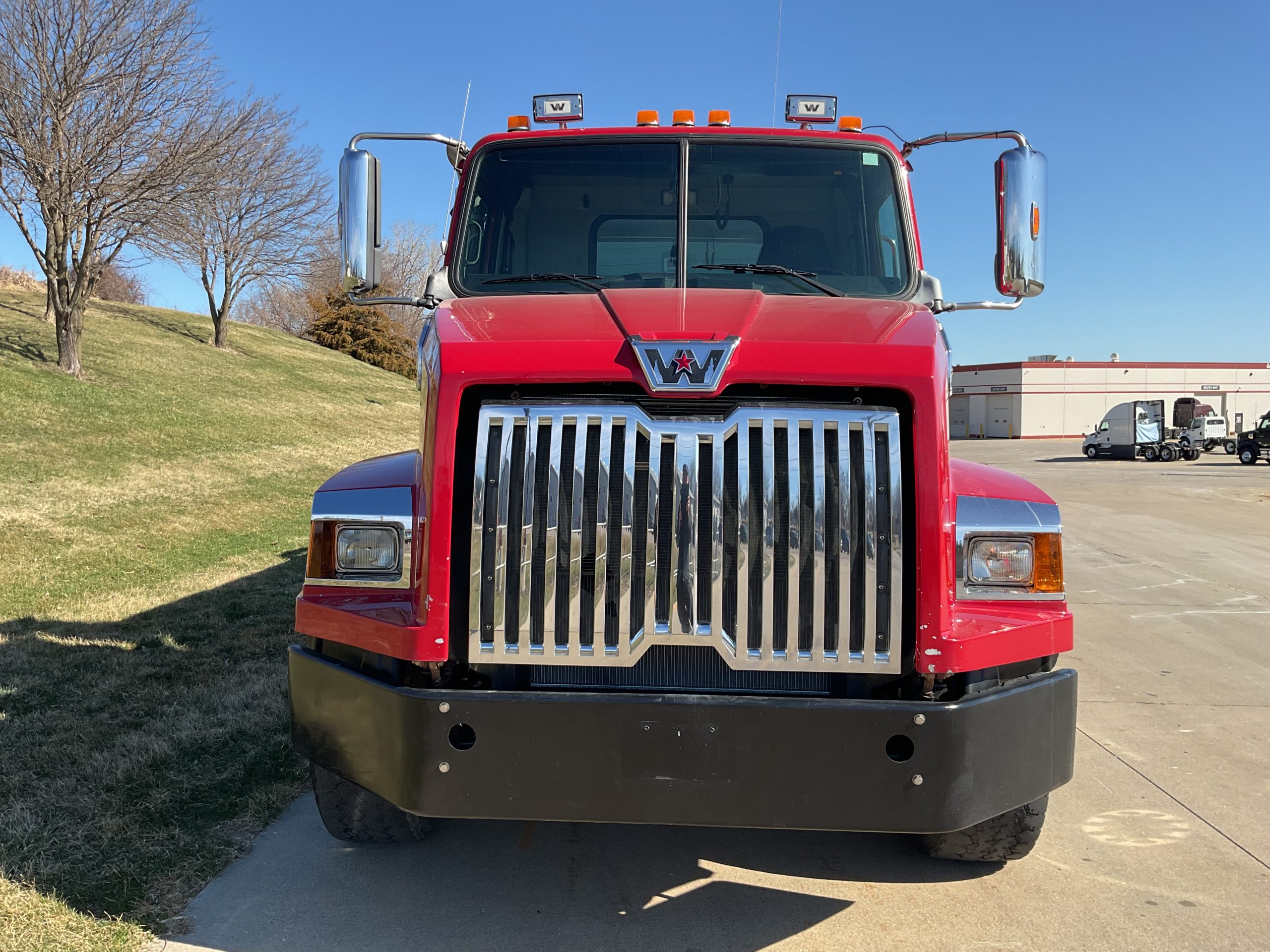 2017 Western Star 4700 — photo 2