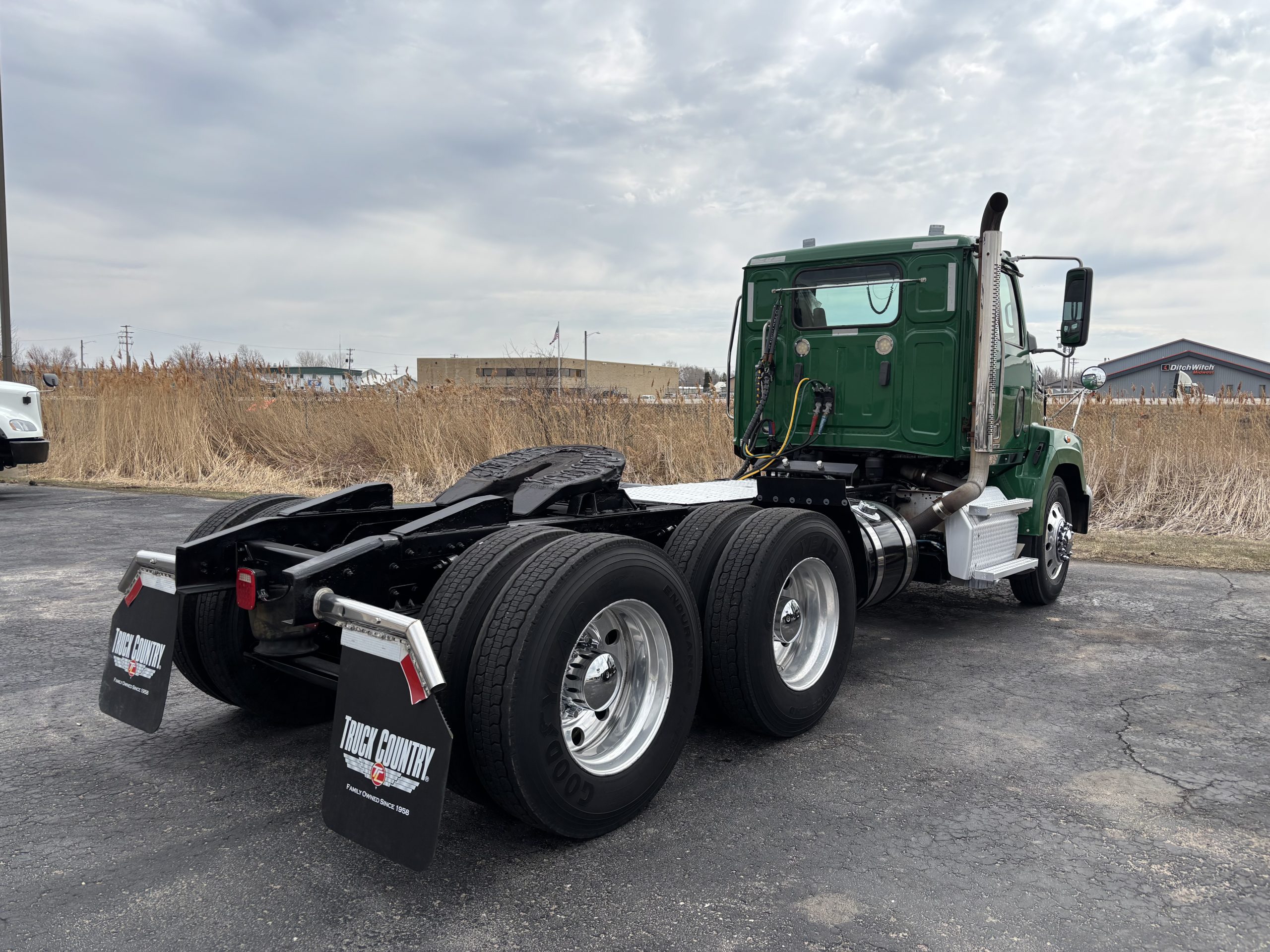 2020 Western Star 4700 — photo 6