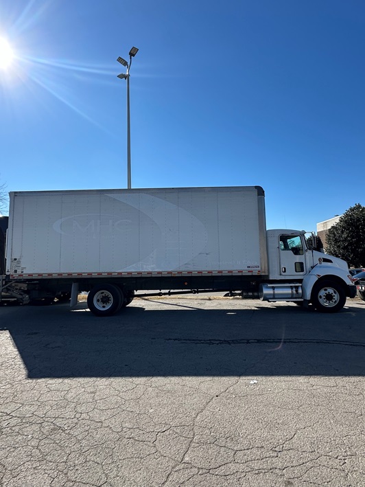 2022 Kenworth T270 - image 5 of 6