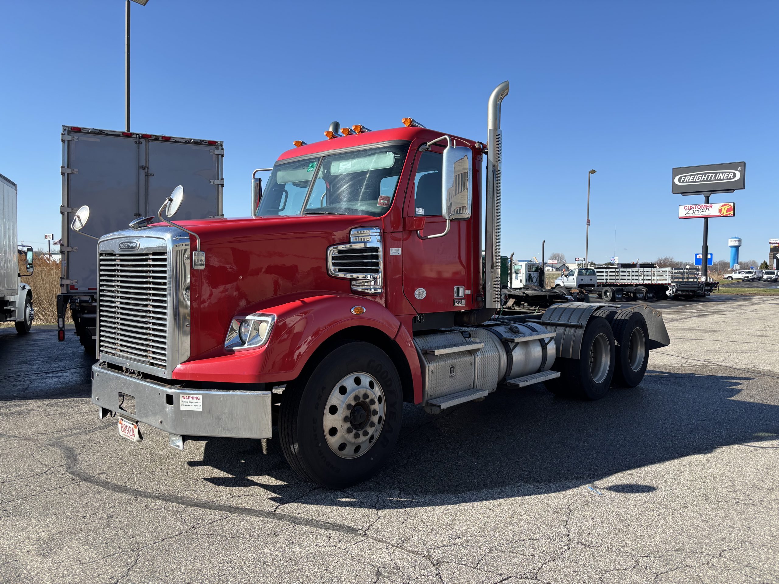 2020 Freightliner 122SD - image 1 of 1