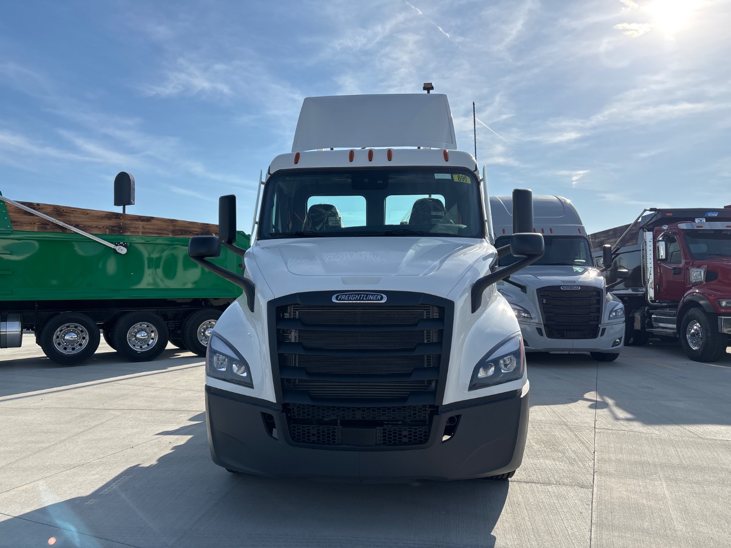 2026 Freightliner PE116DC - image 2 of 5