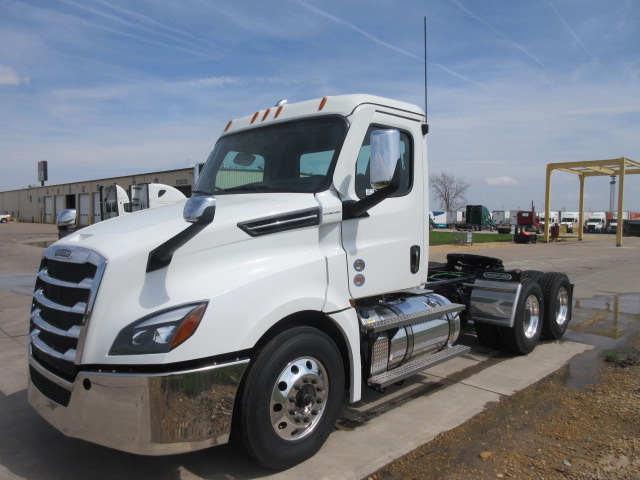 2027 Freightliner PT126DC - image 1 of 6