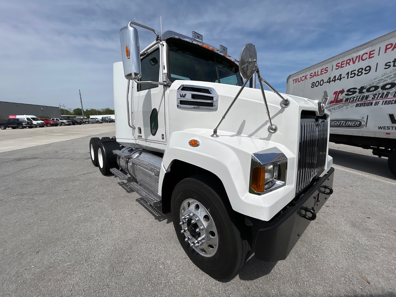 2020 Western Star 4700 - image 3