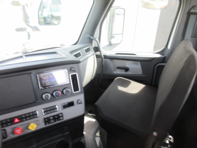 2027 Freightliner PT126DC - image 6 of 6