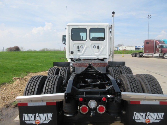 2027 Freightliner PT126DC - image 4 of 6