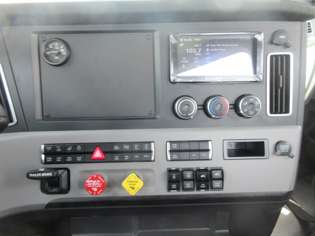 2027 Freightliner PT126DC - image 5 of 6