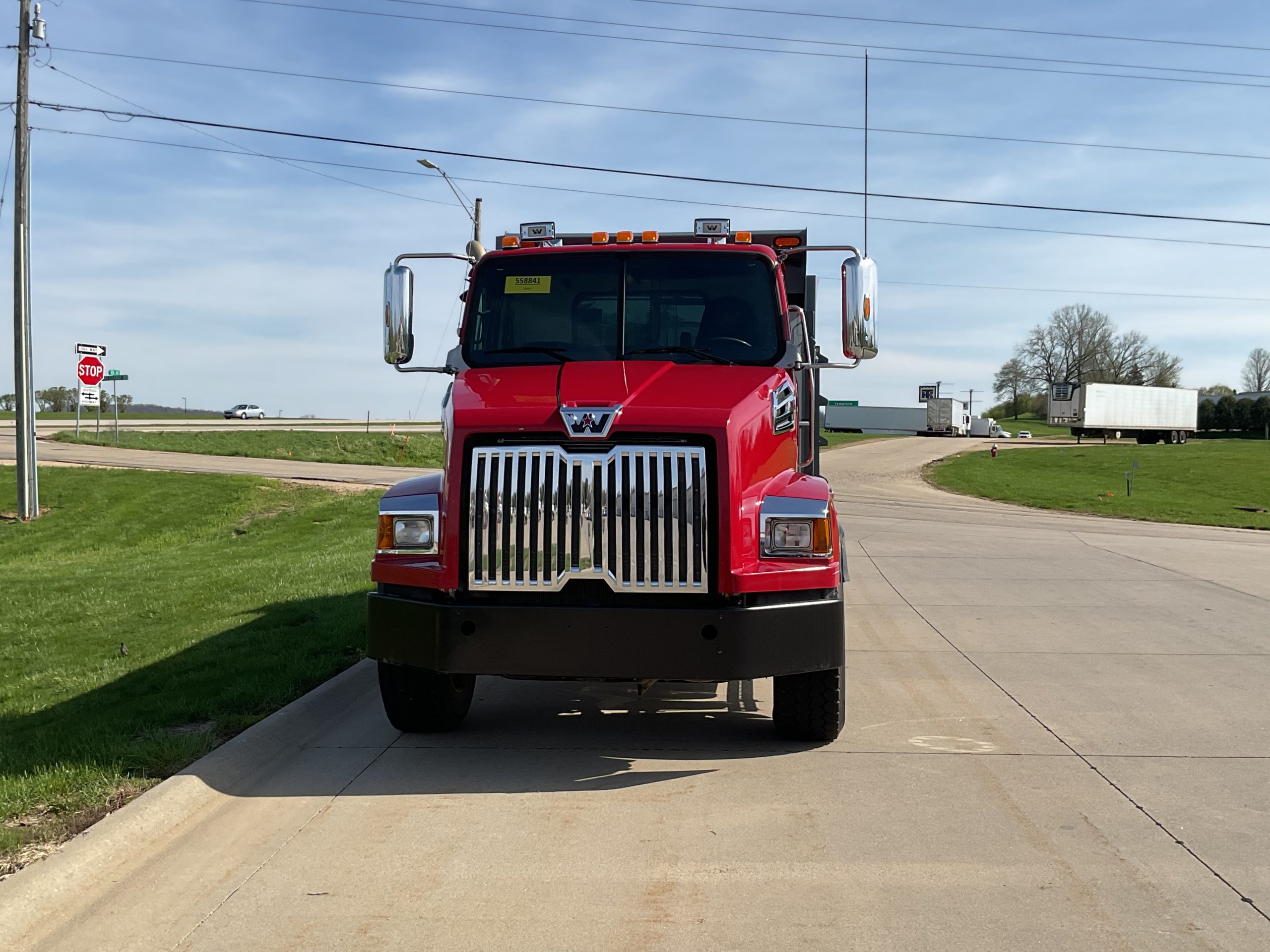 2018 Western Star 4700SB - image 2 of 6