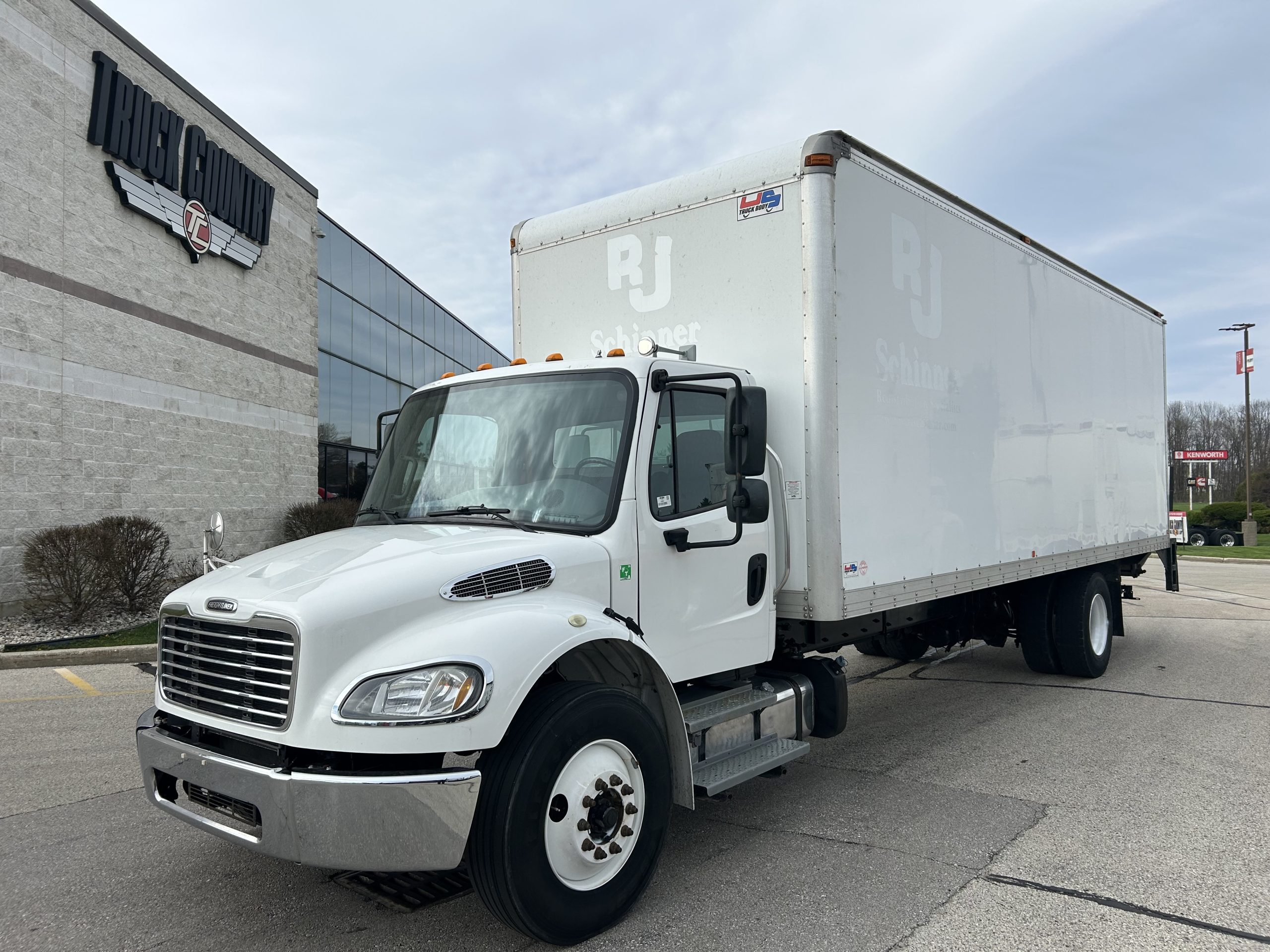 2019 Freightliner M260 - image 1 of 6