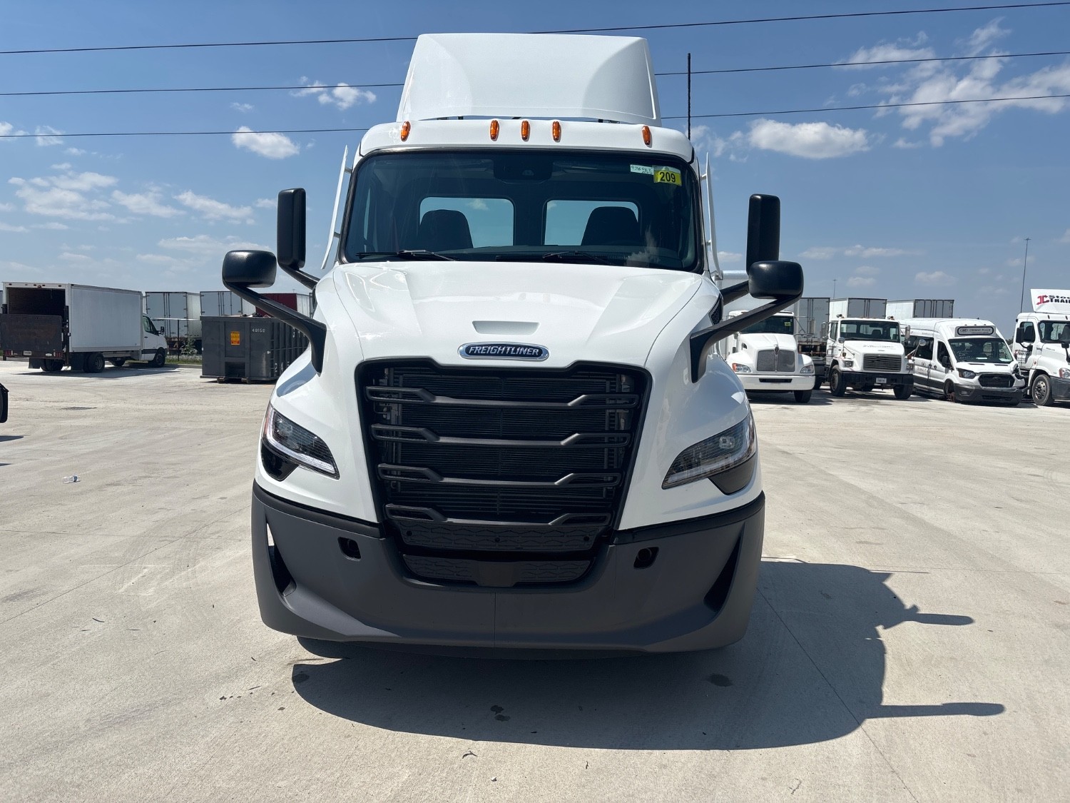 2027 Freightliner PG116DC - image 2 of 6