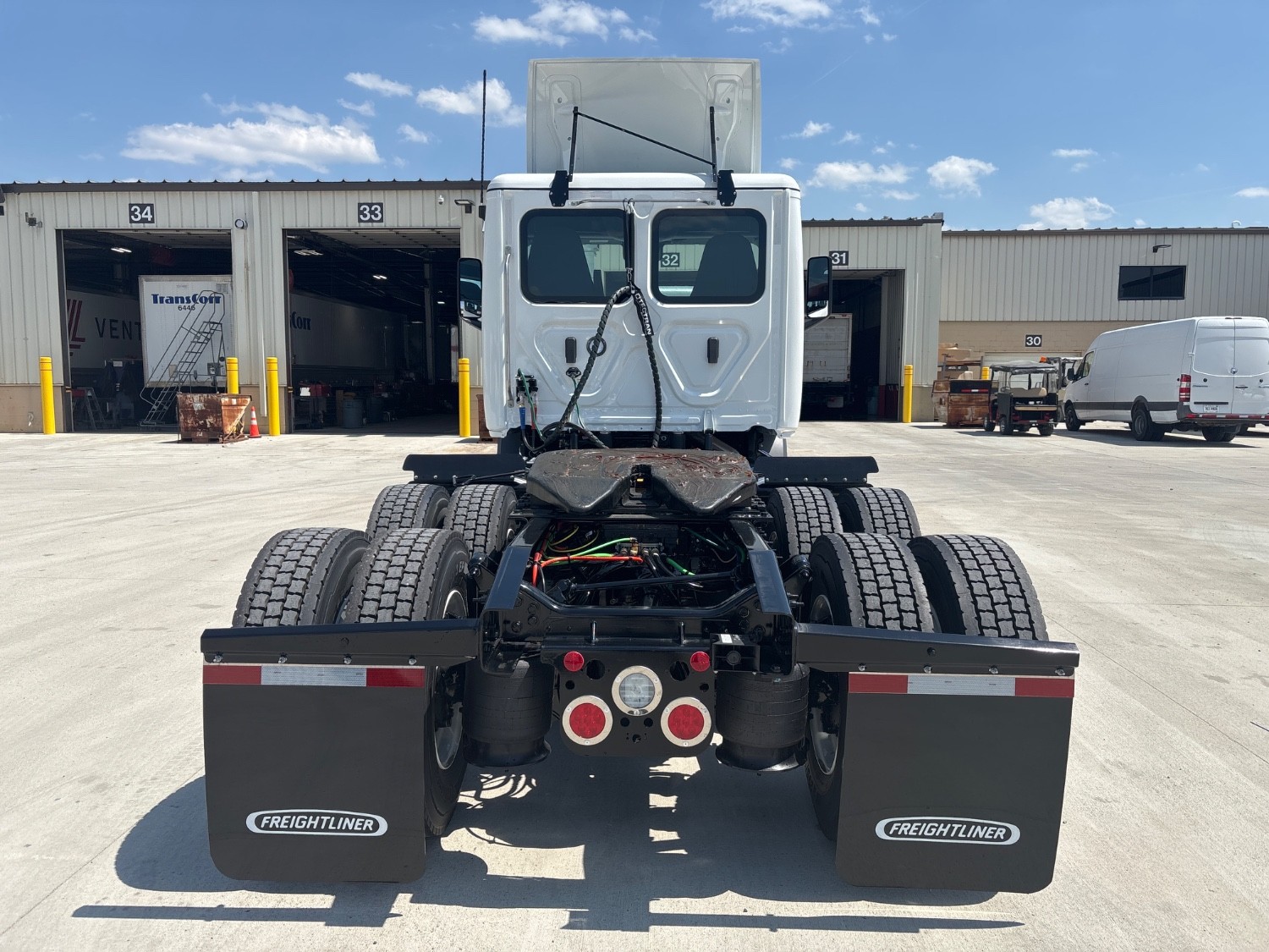 2027 Freightliner PG116DC - image 4 of 6