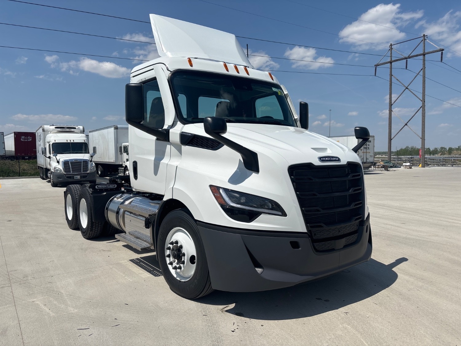 2027 Freightliner PG116DC - image 3 of 6