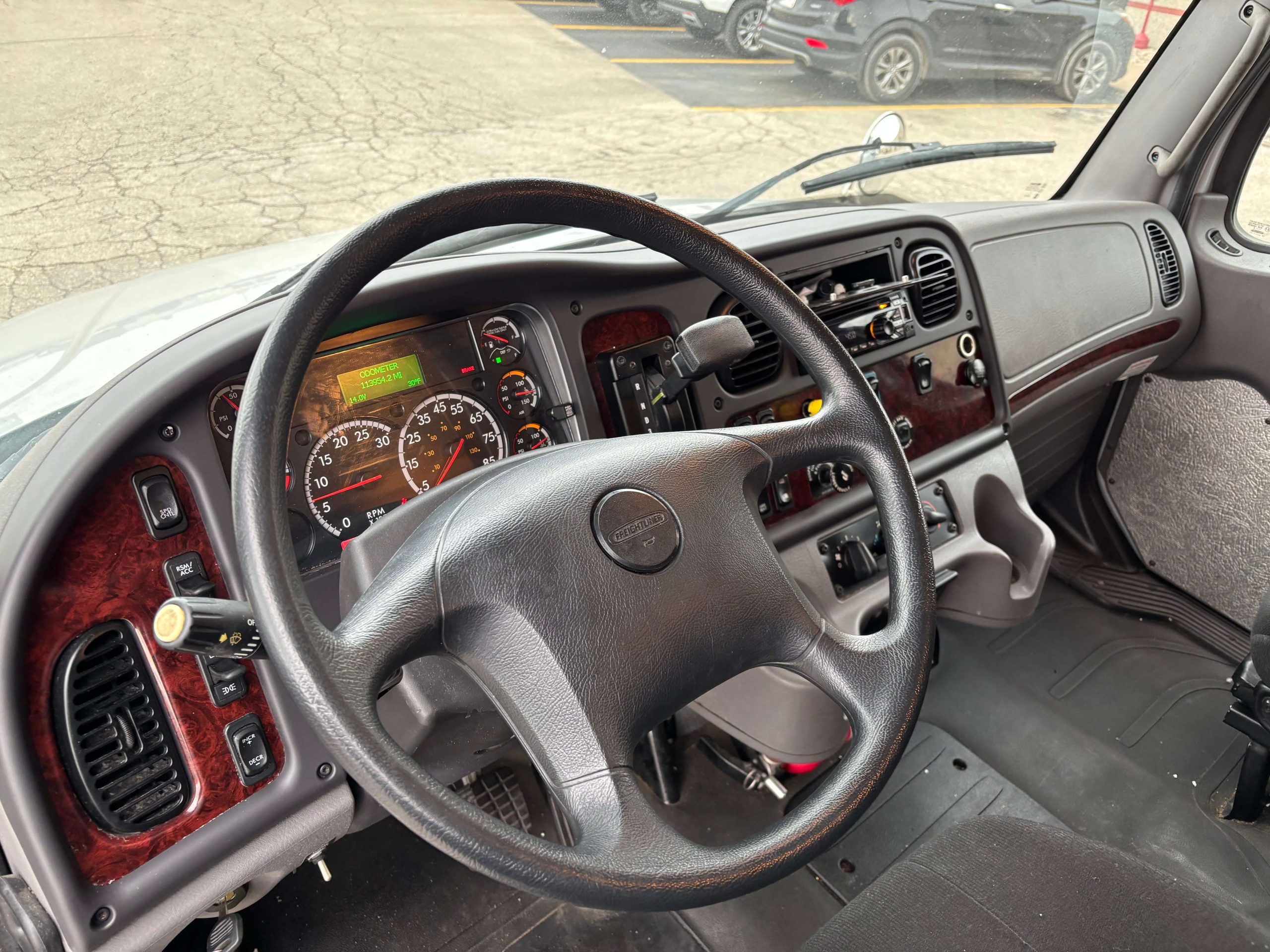 2019 Freightliner in Sheboygan, WI — photo 4
