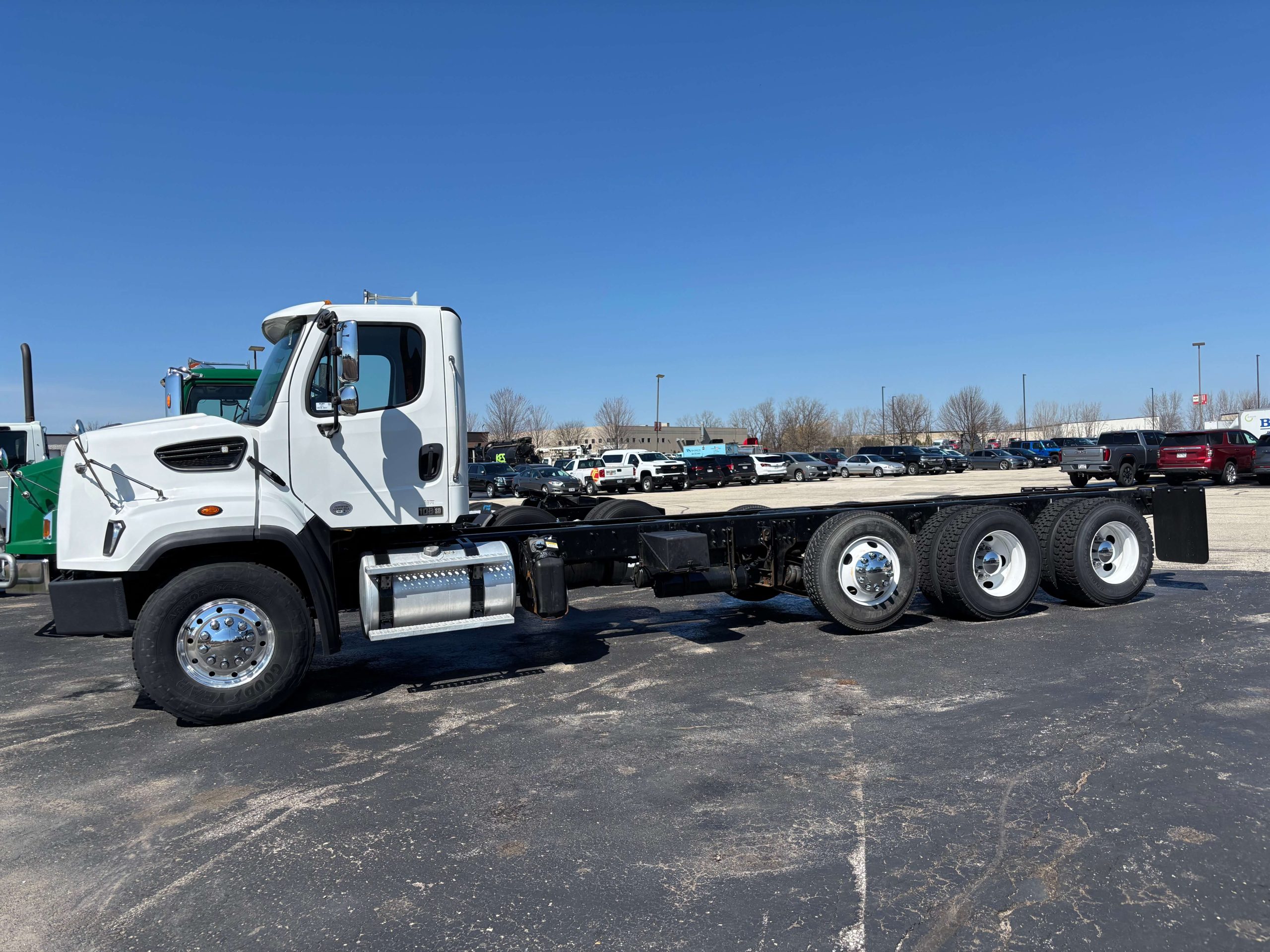 2016 Freightliner 108SD 2016 Freightliner 108SD - image 6 of 6