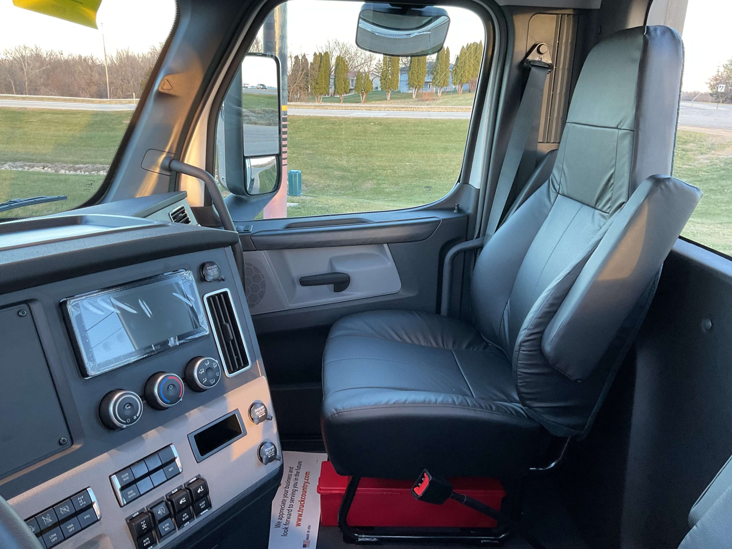 2026 Freightliner PT126DC - image 5 of 6
