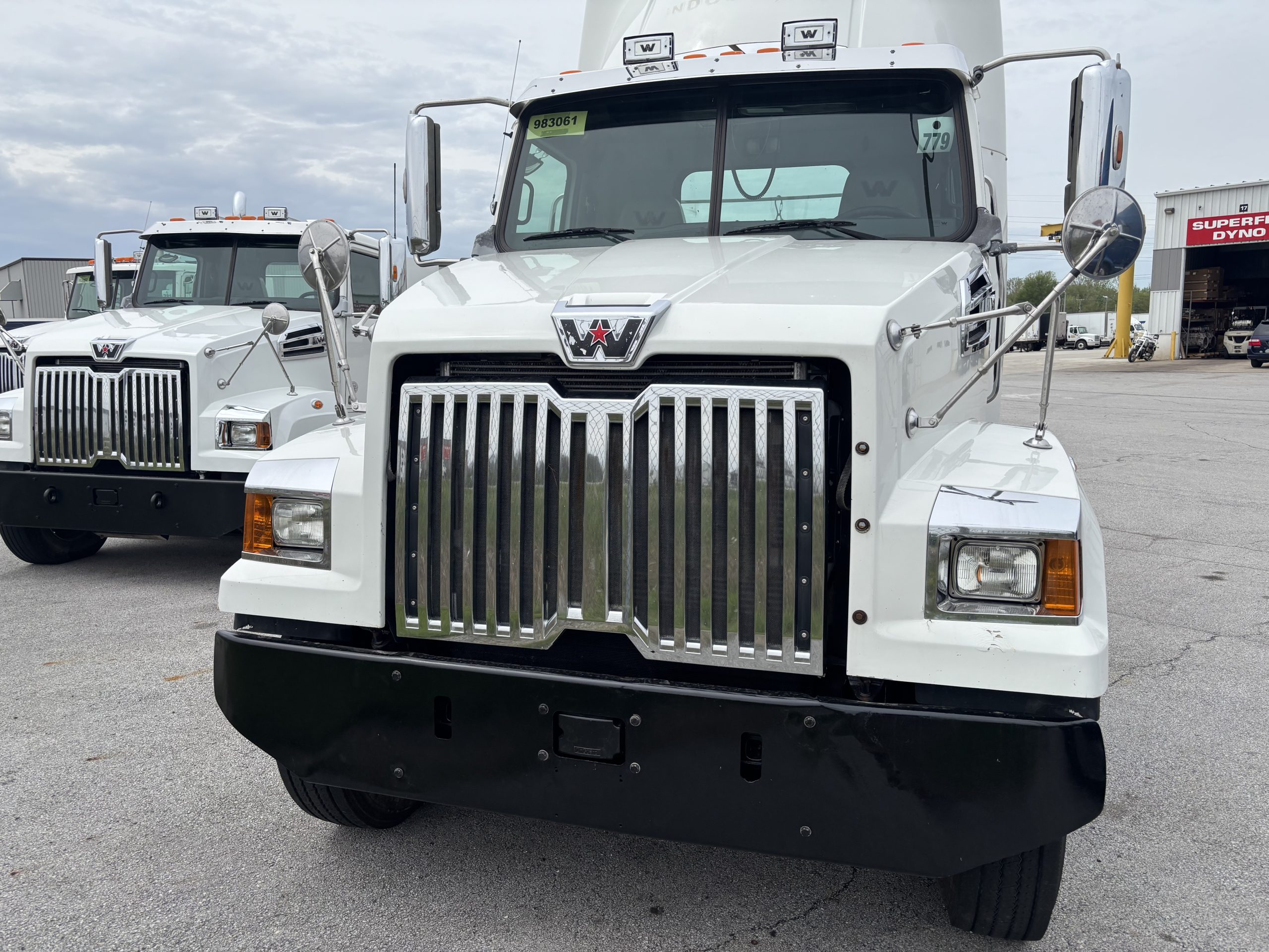 2020 Western Star 4700SF - image 5 of 6