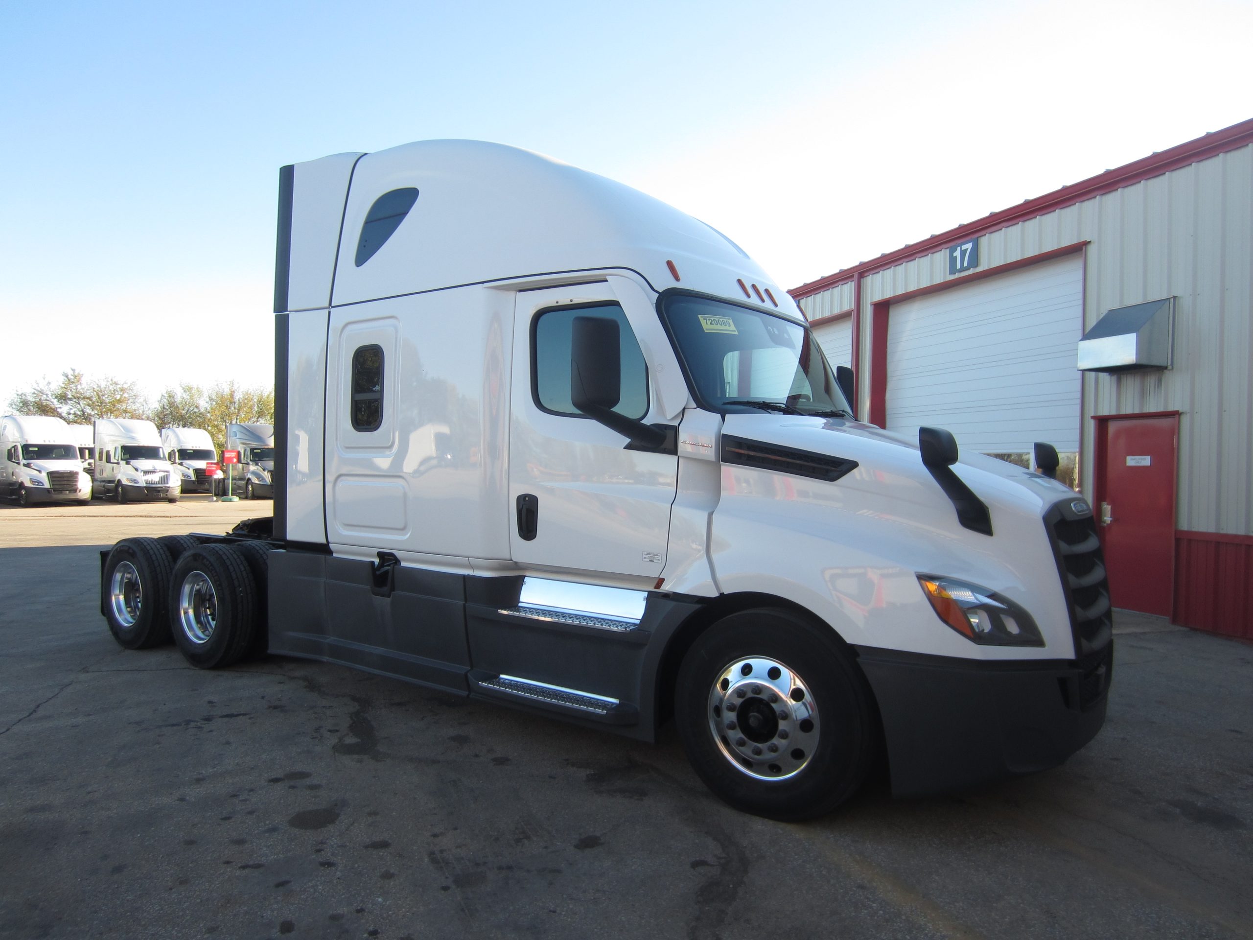 2023 Freightliner PT126 2023 Freightliner PT126 - image 3 of 6