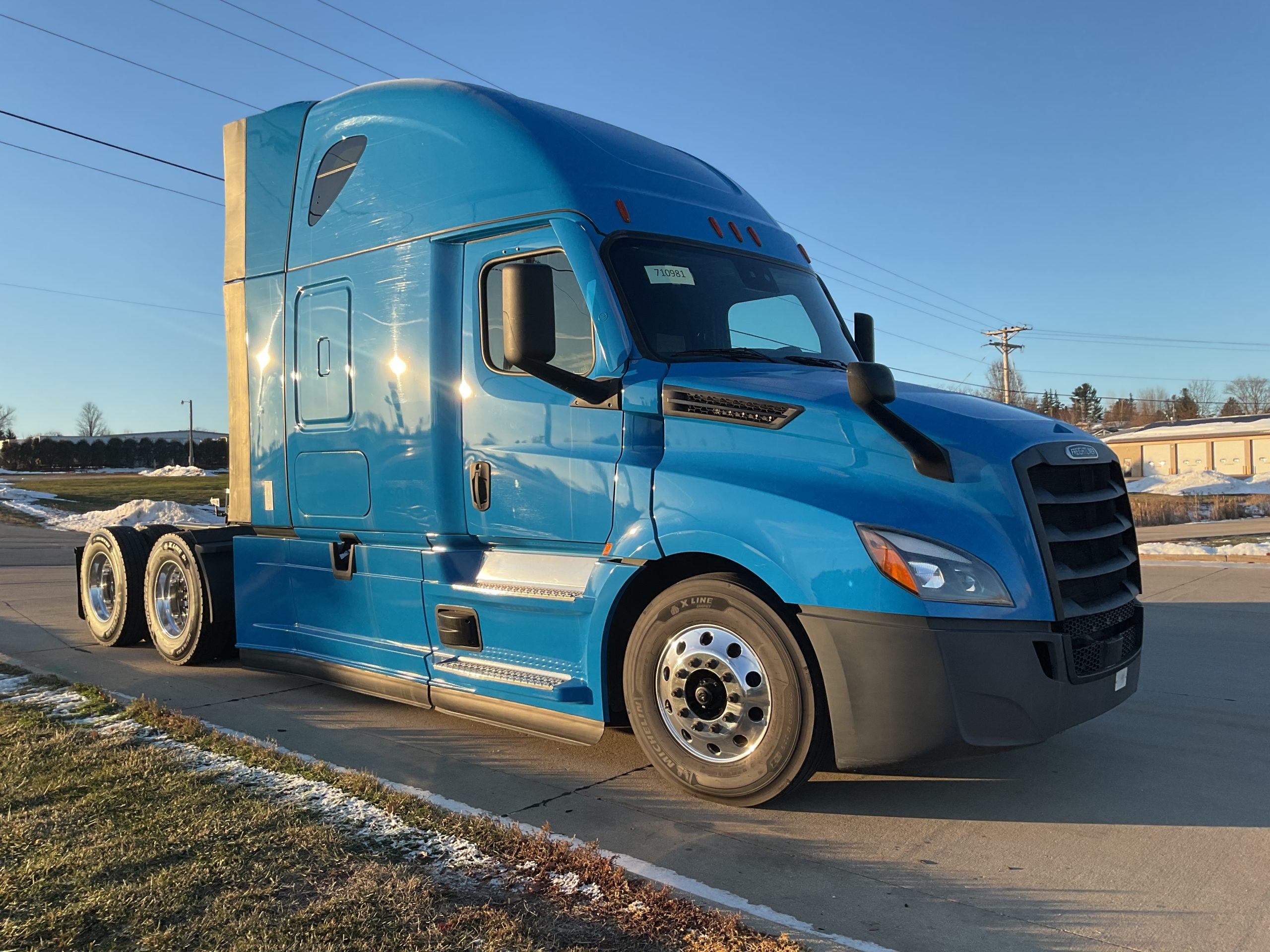 2022 Freightliner PT126SLP - image 3 of 6