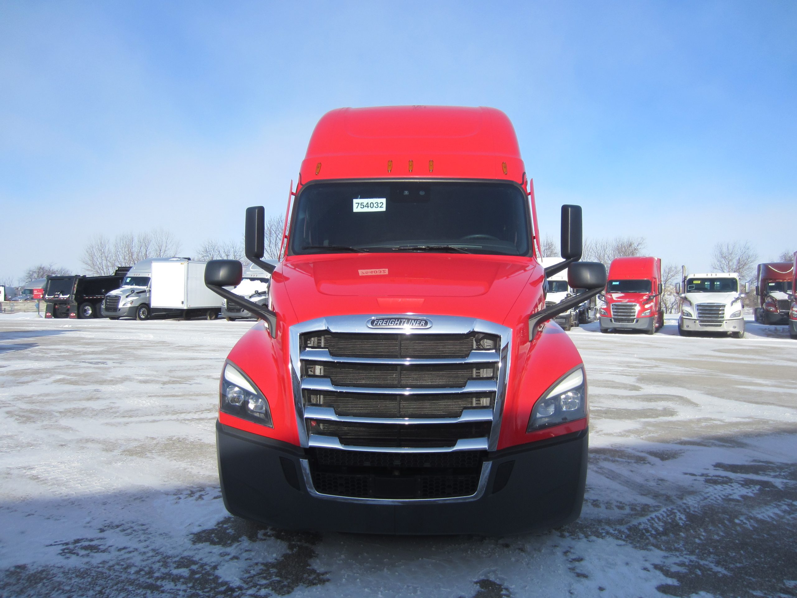 2023 Freightliner PT126 2023 Freightliner PT126 - image 2 of 6