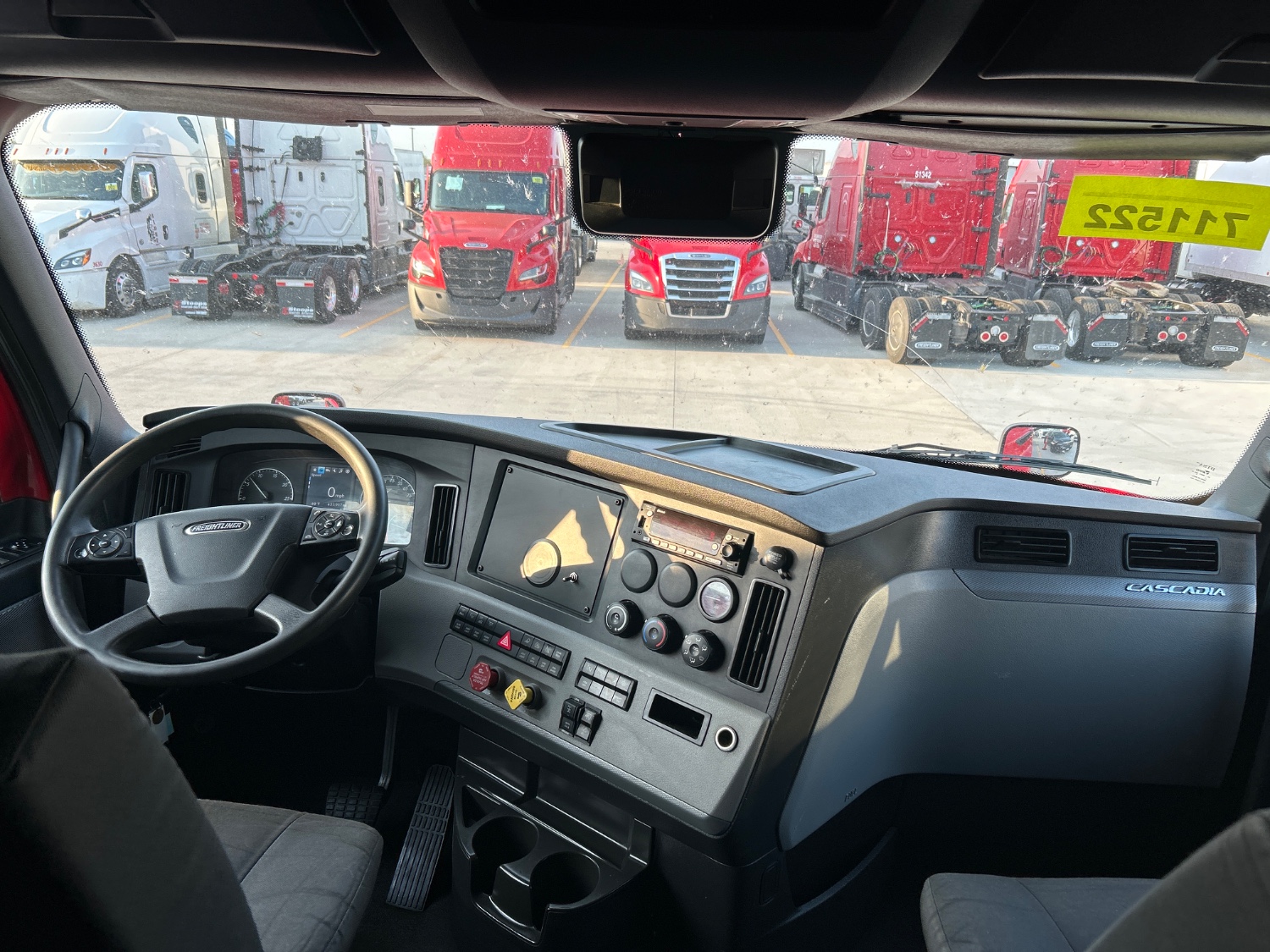 2022 Freightliner PT126SLP - image 5 of 6