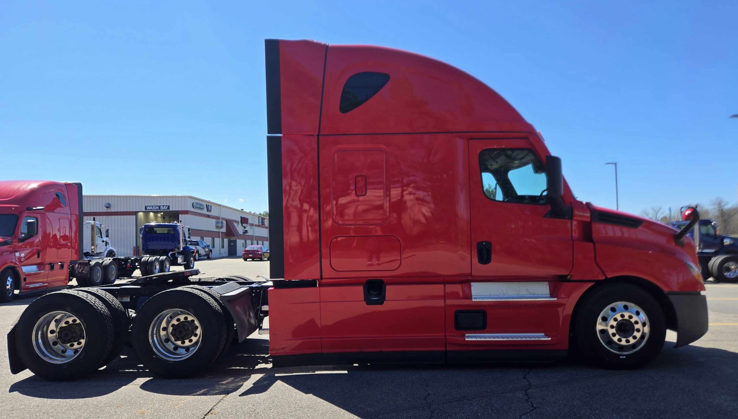 2022 Freightliner PT126 - image 5 of 6