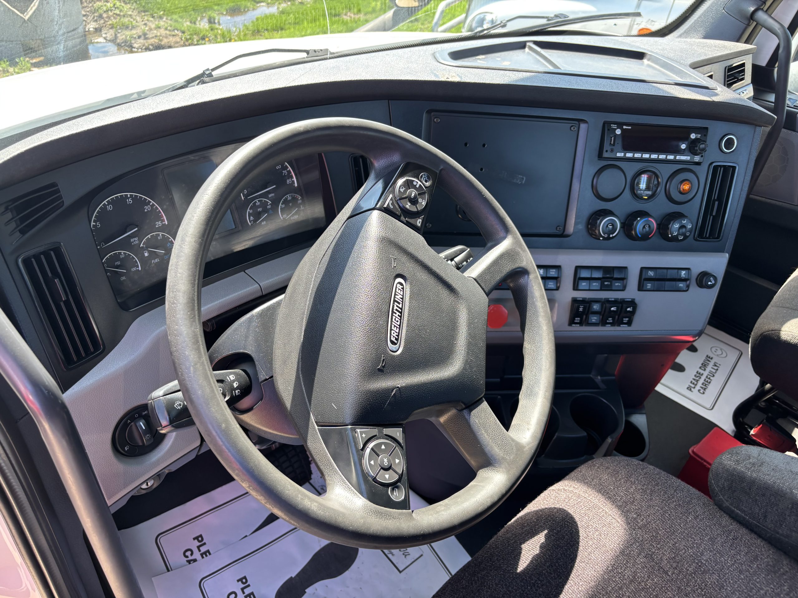 2022 Freightliner PT126DC 2022 Freightliner PT126DC - image 4 of 6