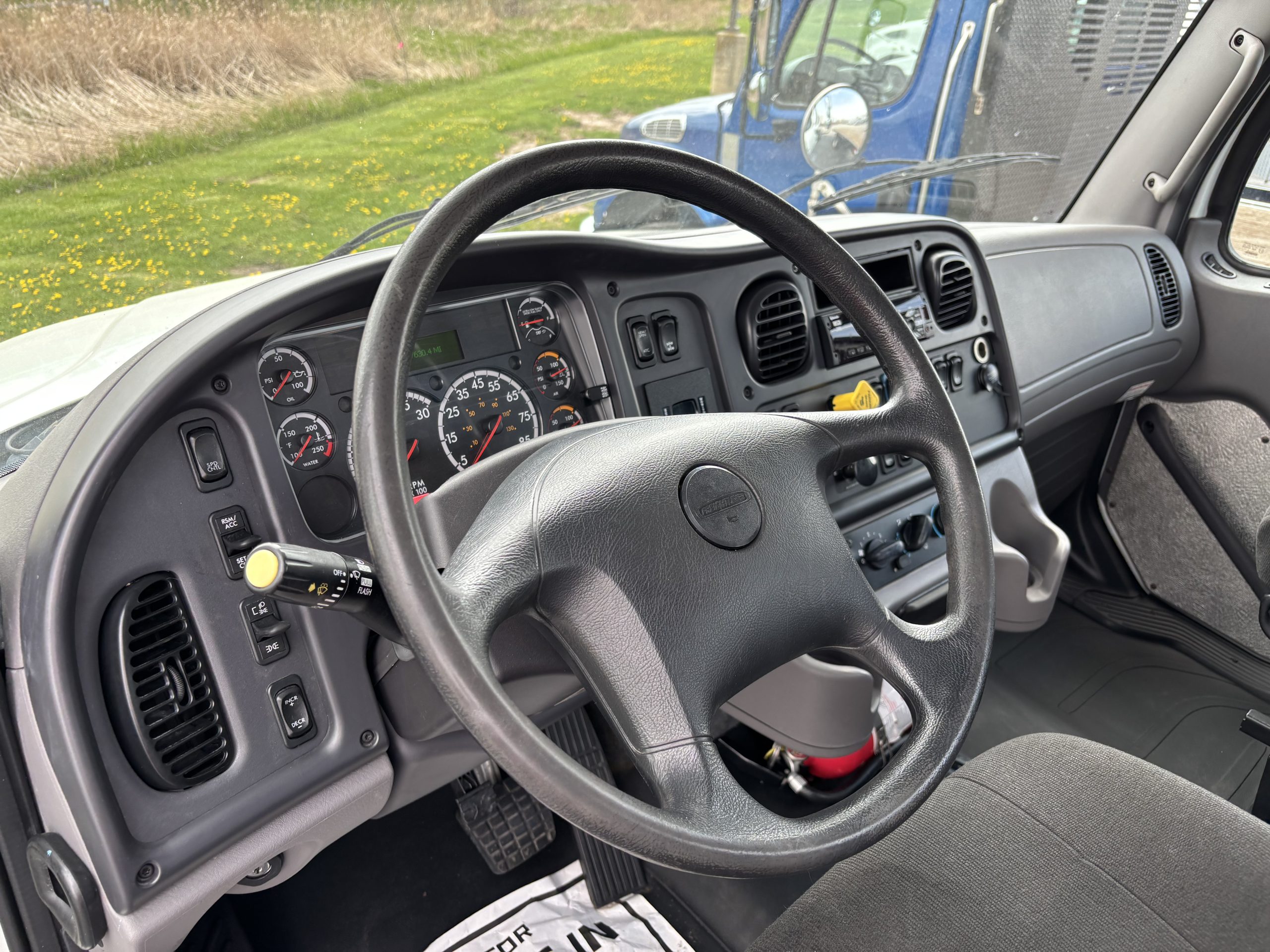 2021 Freightliner M280 2021 Freightliner M280 - image 4 of 6